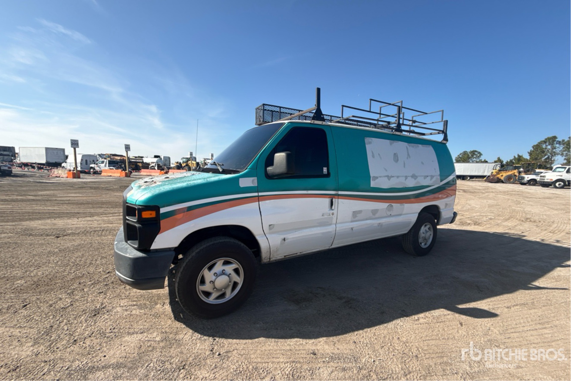 General Appearance with Picture, Left Front Corner