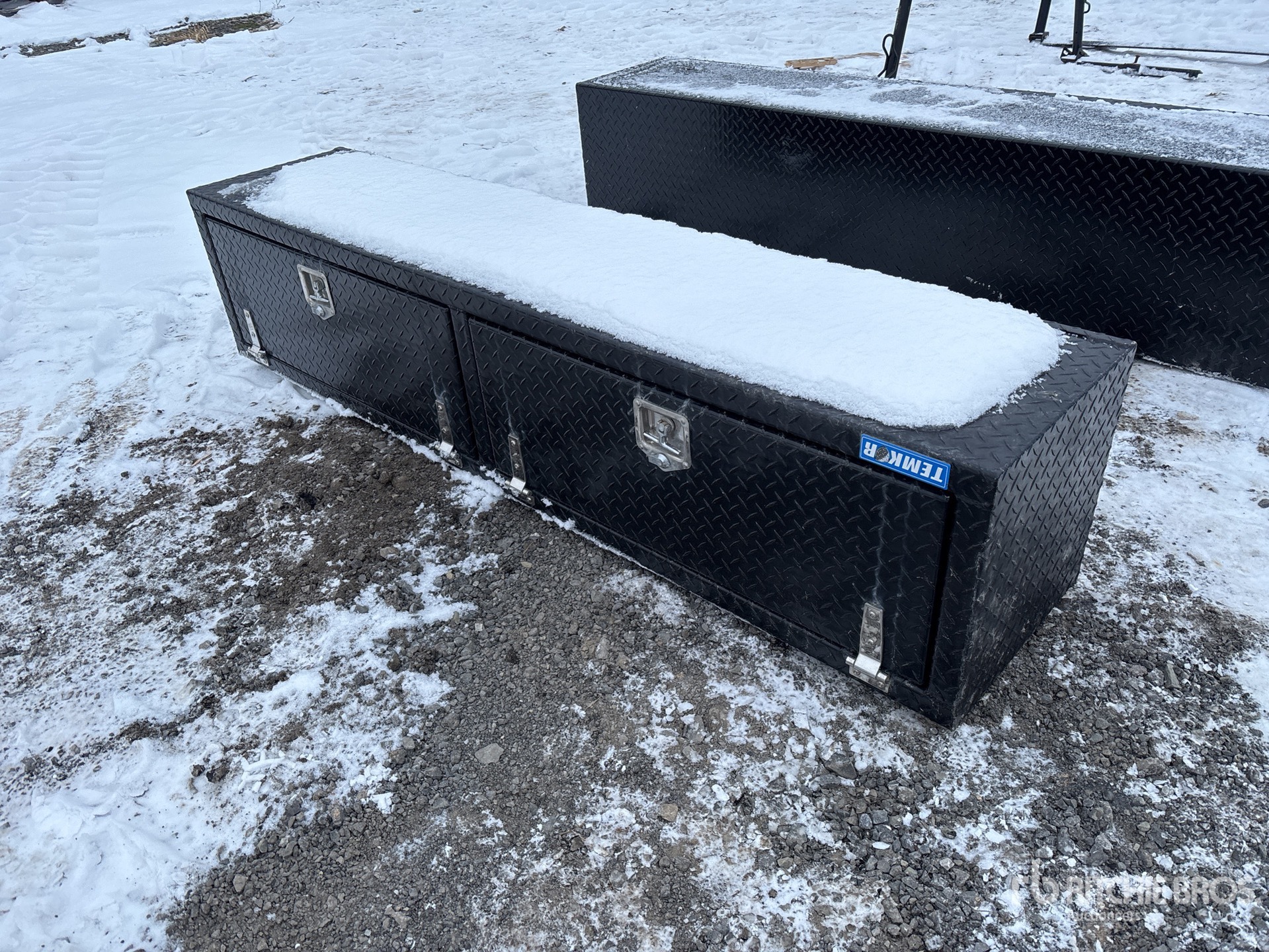 General Appearance with Foto, angolo anteriore sinistro