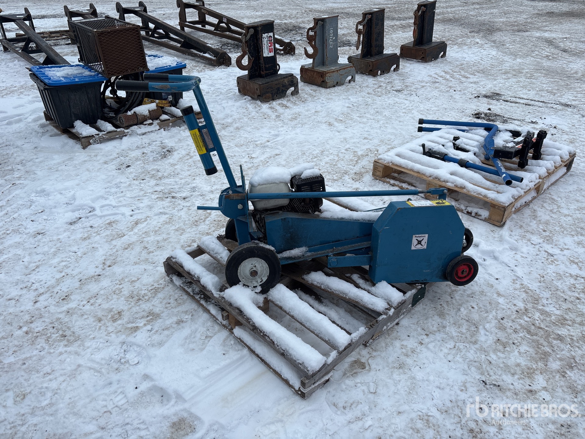 General Appearance with Foto, angolo anteriore sinistro