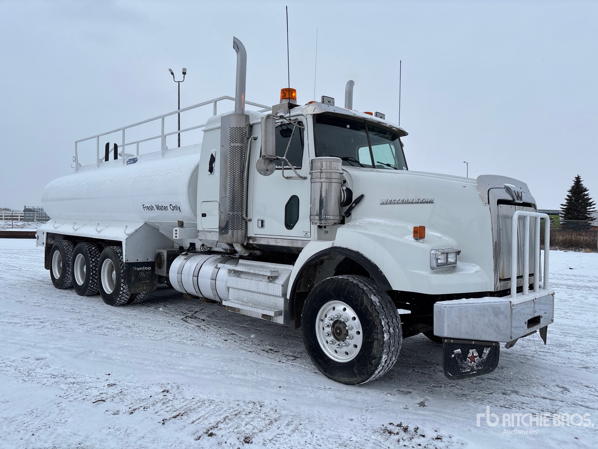 General Appearance with Imagen: esquina delantera derecha