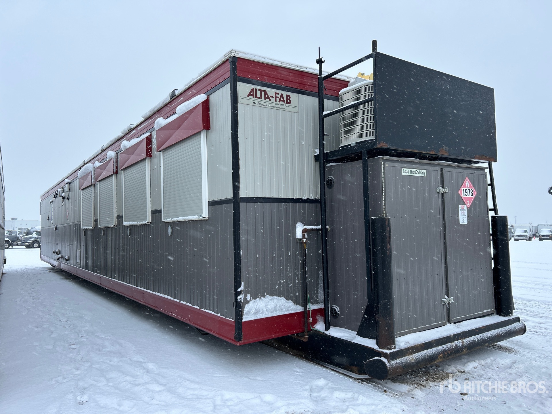 General Appearance with Imagen: esquina delantera derecha