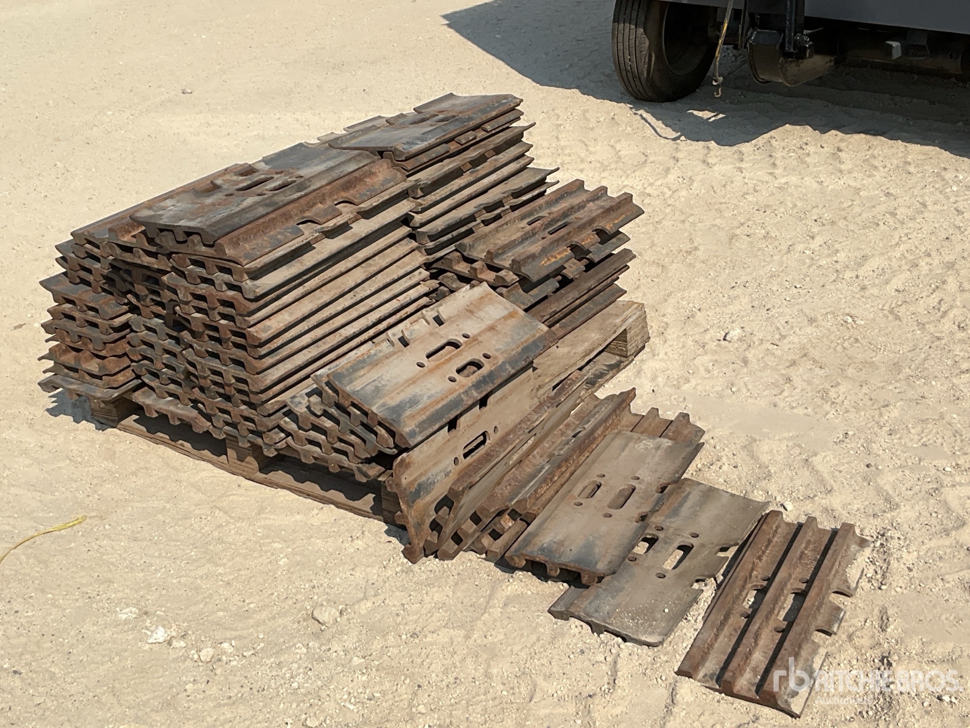 General Appearance with Bild, Ecke vorne rechts