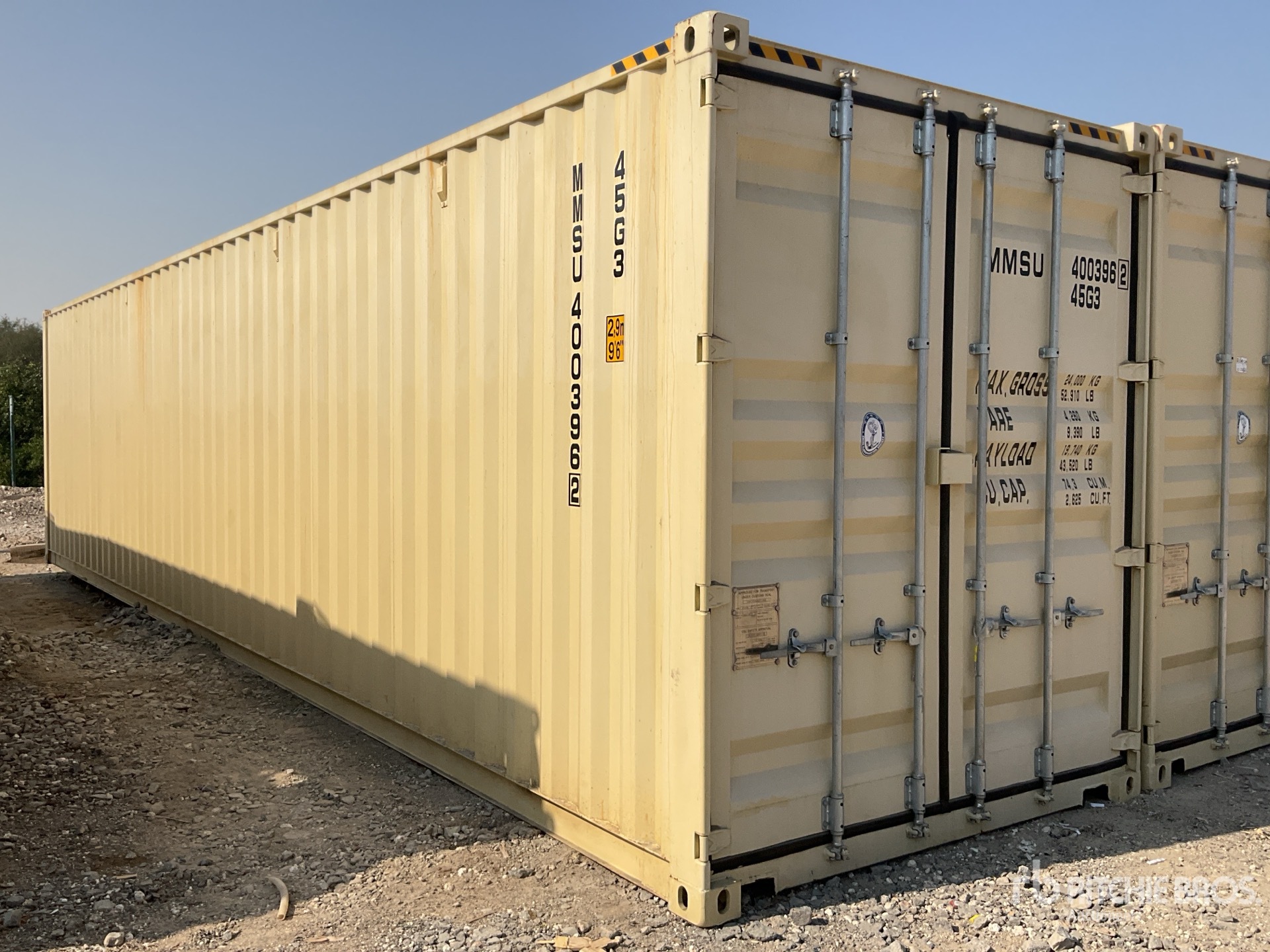 General Appearance with Bild, Ecke vorne rechts