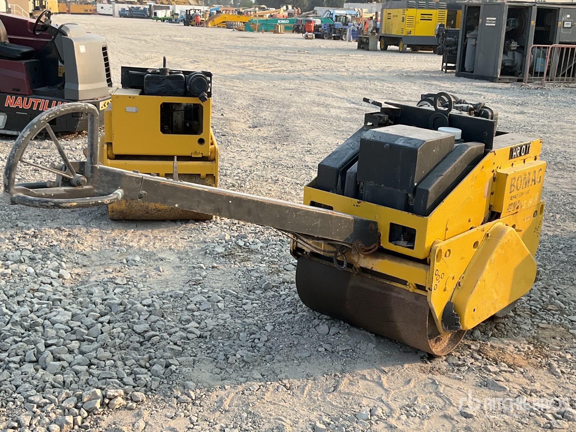 General Appearance with Image, coin arrière droit