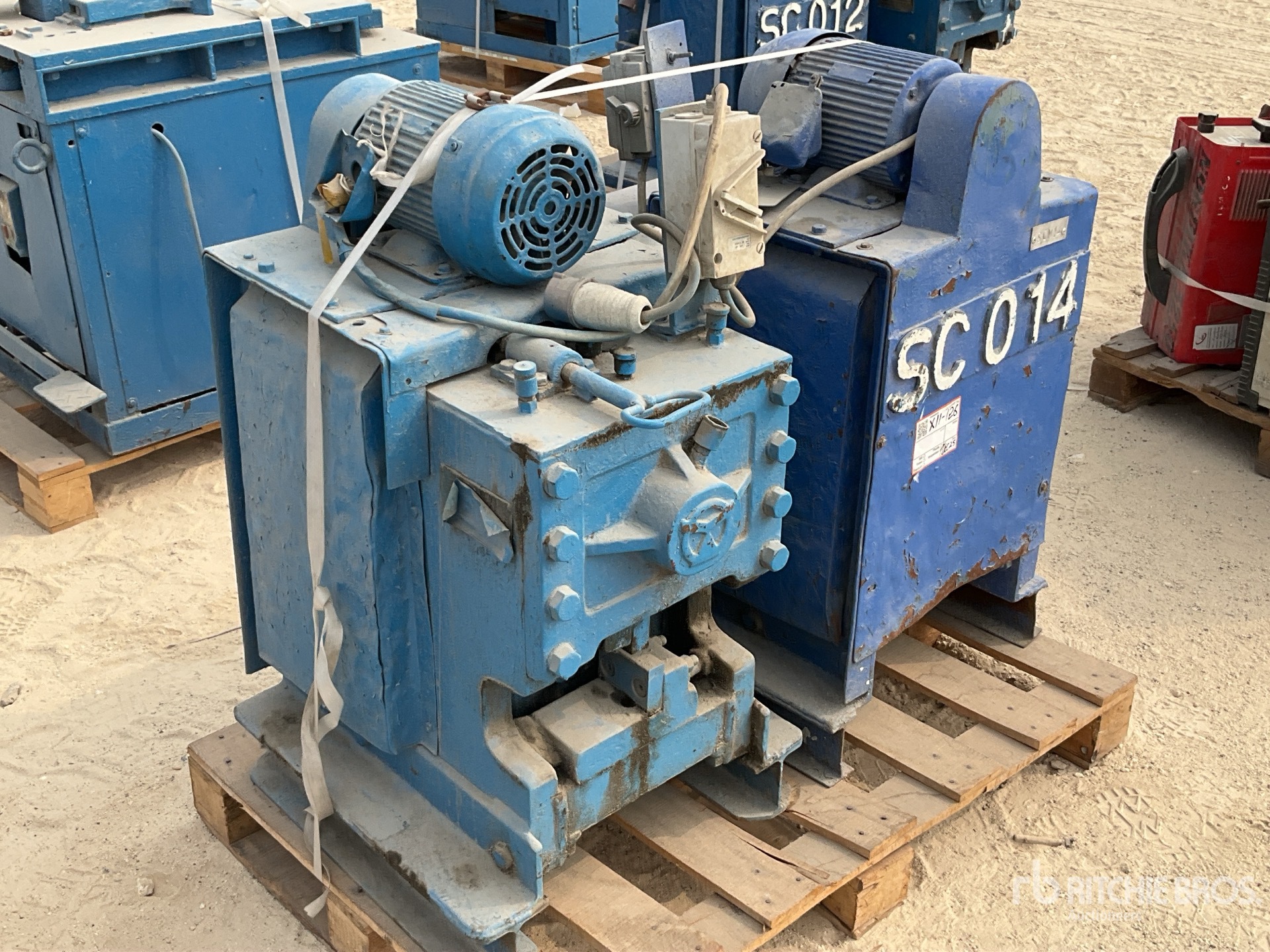 General Appearance with Image, coin avant droit