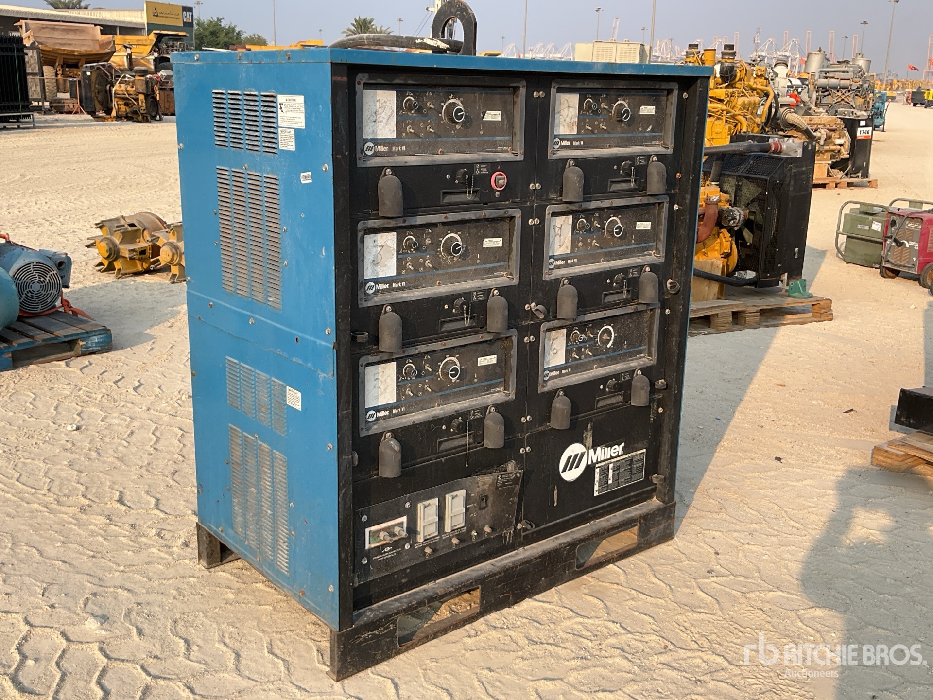 Aspect général with Image, coin avant droit