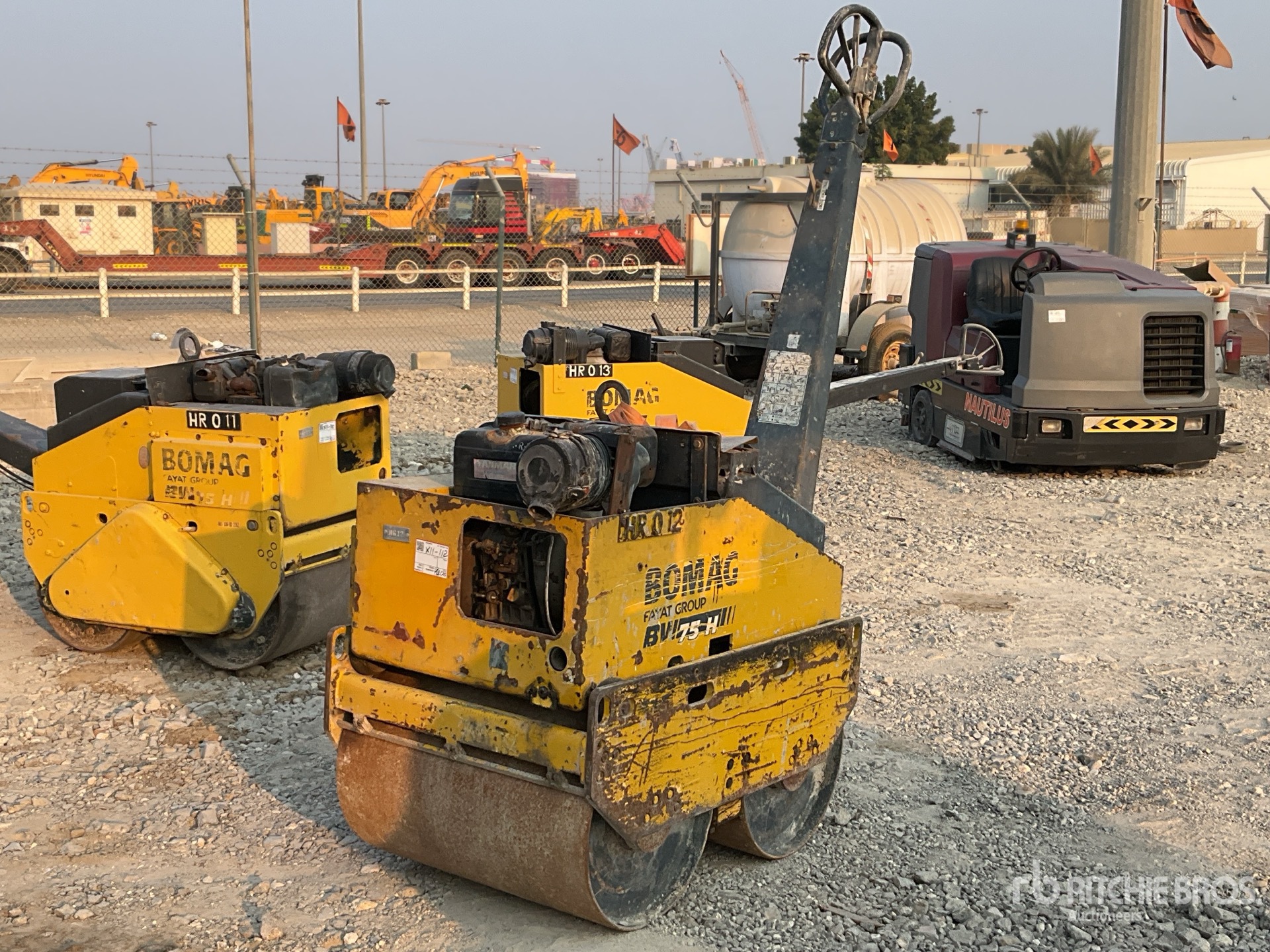 General Appearance with Image, coin avant gauche