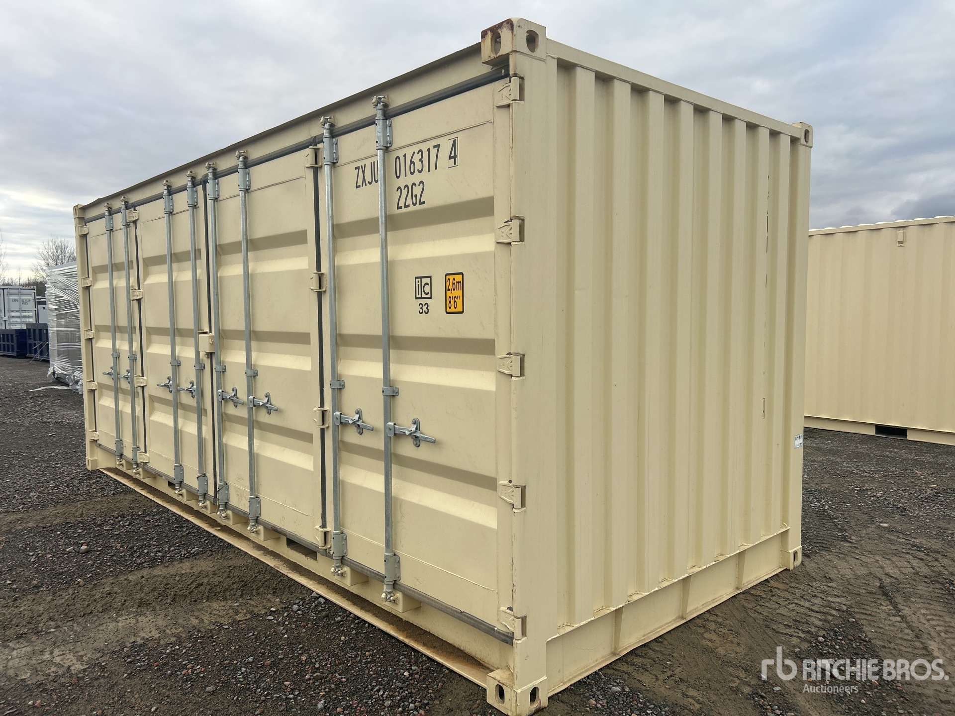 General Appearance with Zdjęcie, lewy dolny róg