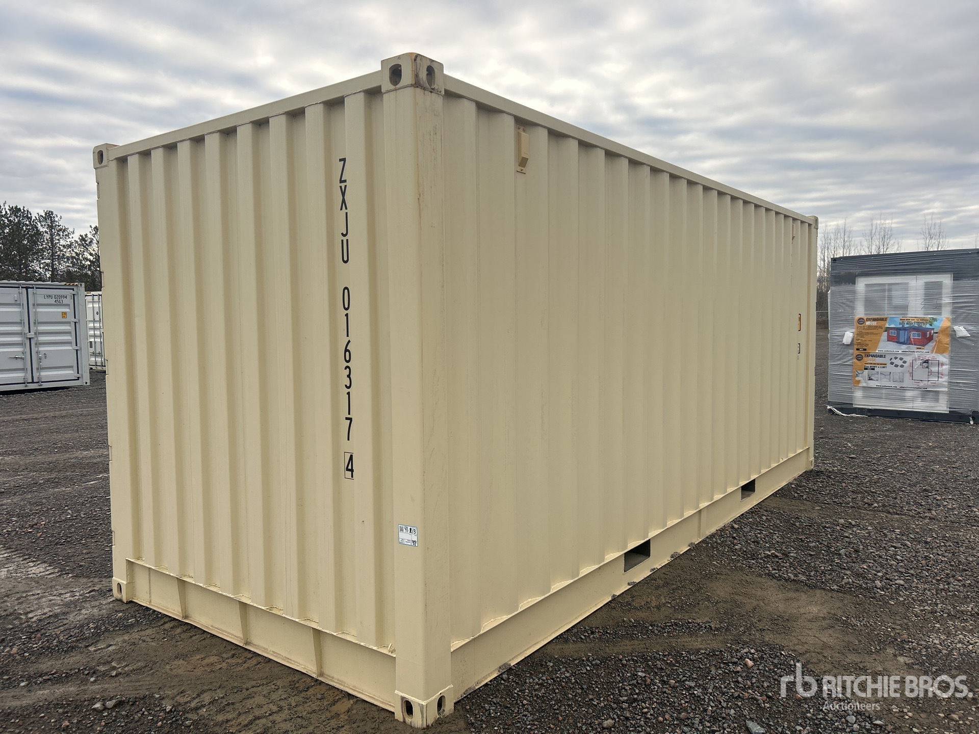 General Appearance with Zdjęcie, prawy dolny róg