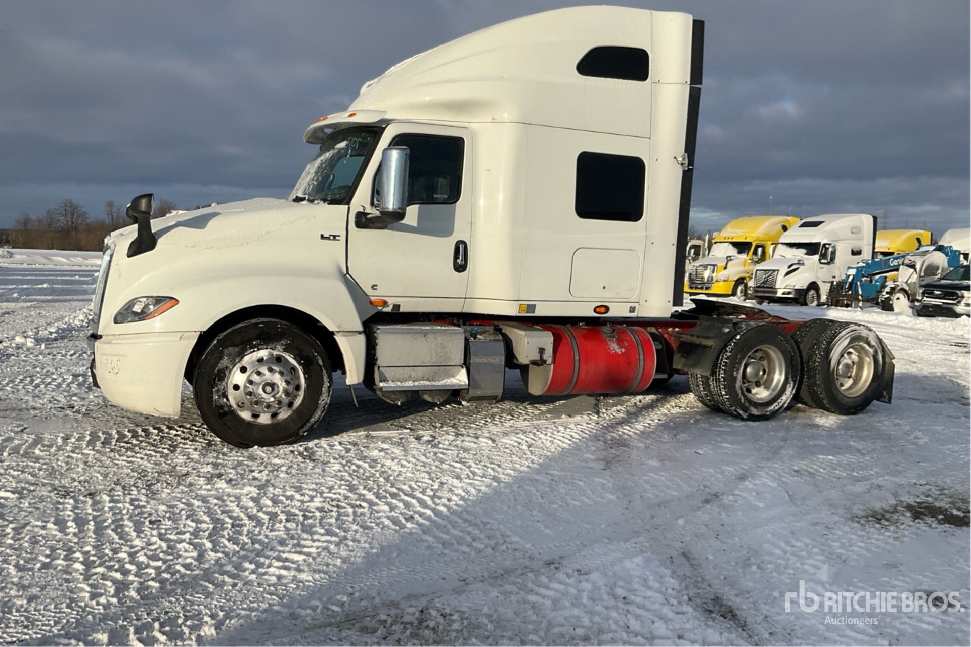 General Appearance with Picture, Left Front Corner