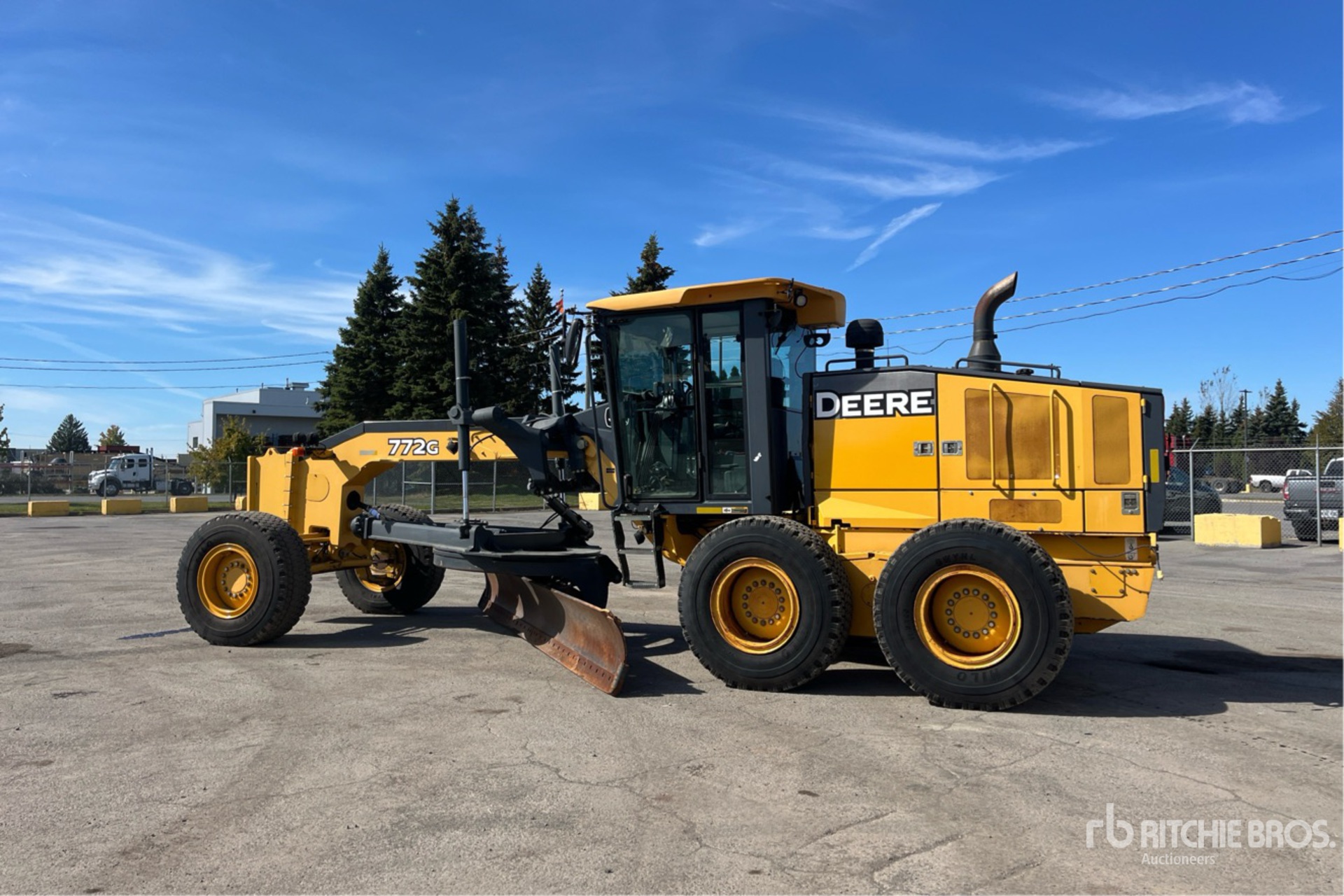 General Appearance with Imagen: esquina trasera izquierda