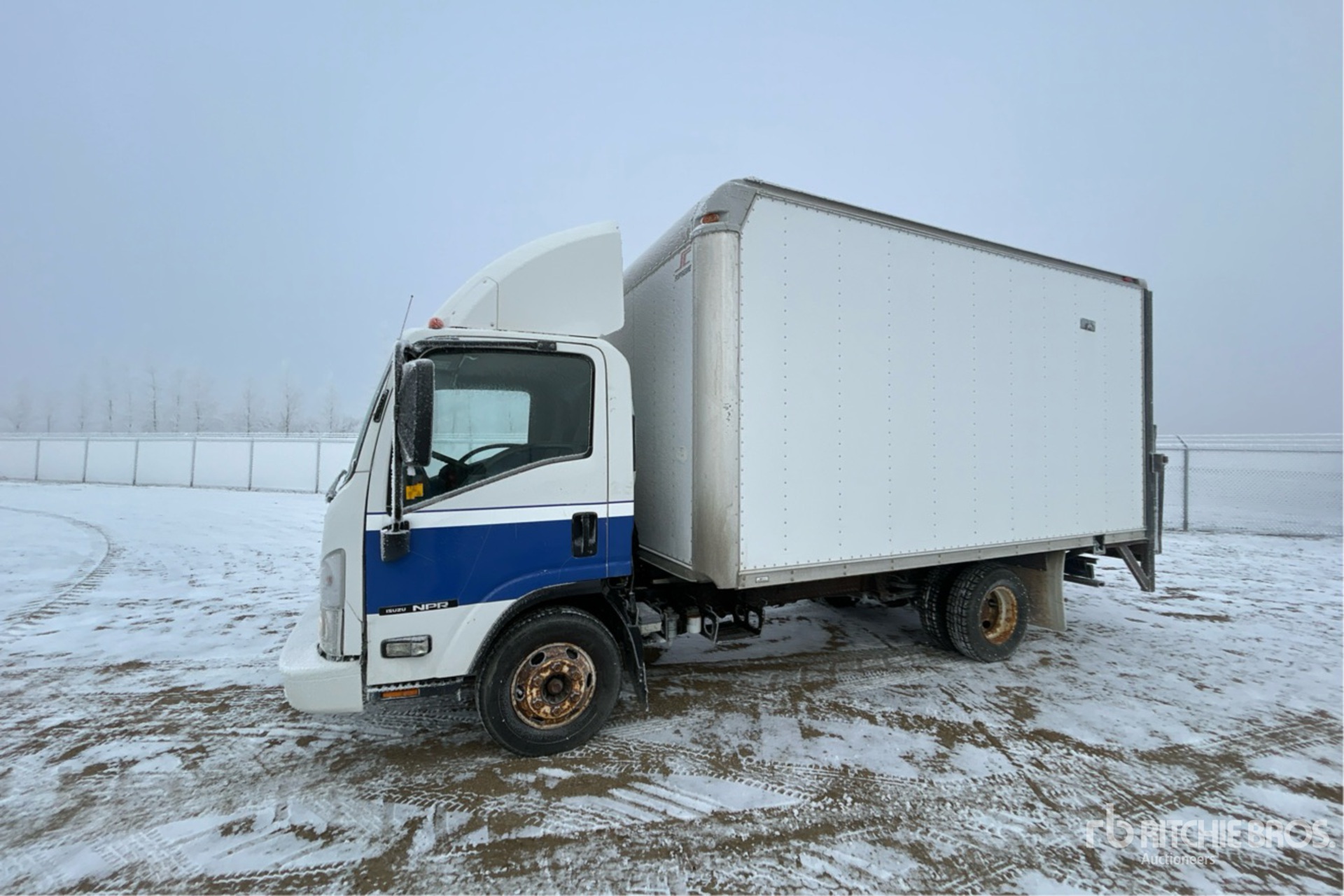 Aspect général with Image, coin avant gauche