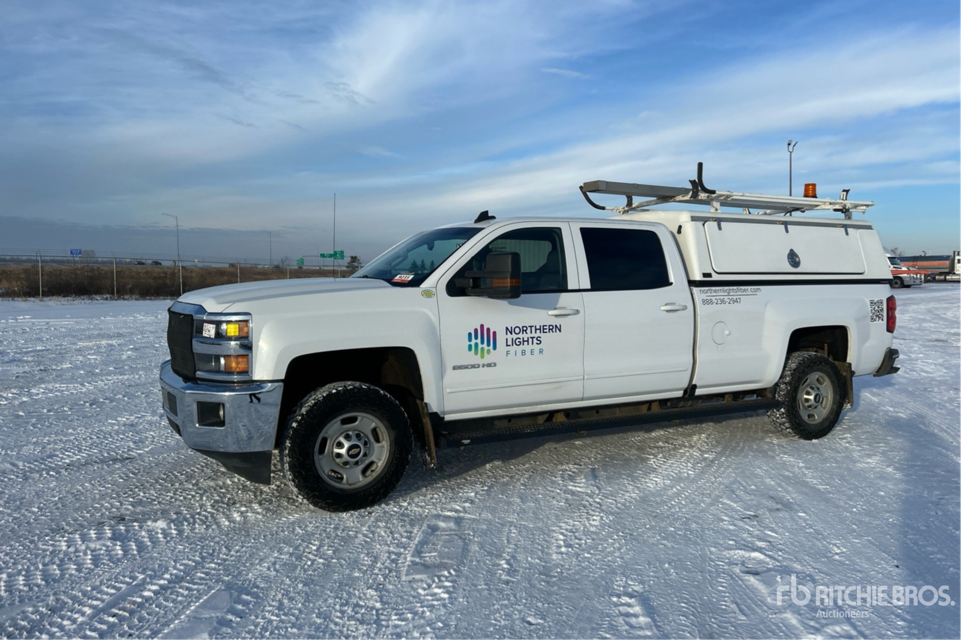 General Appearance with Imagen: esquina delantera izquierda