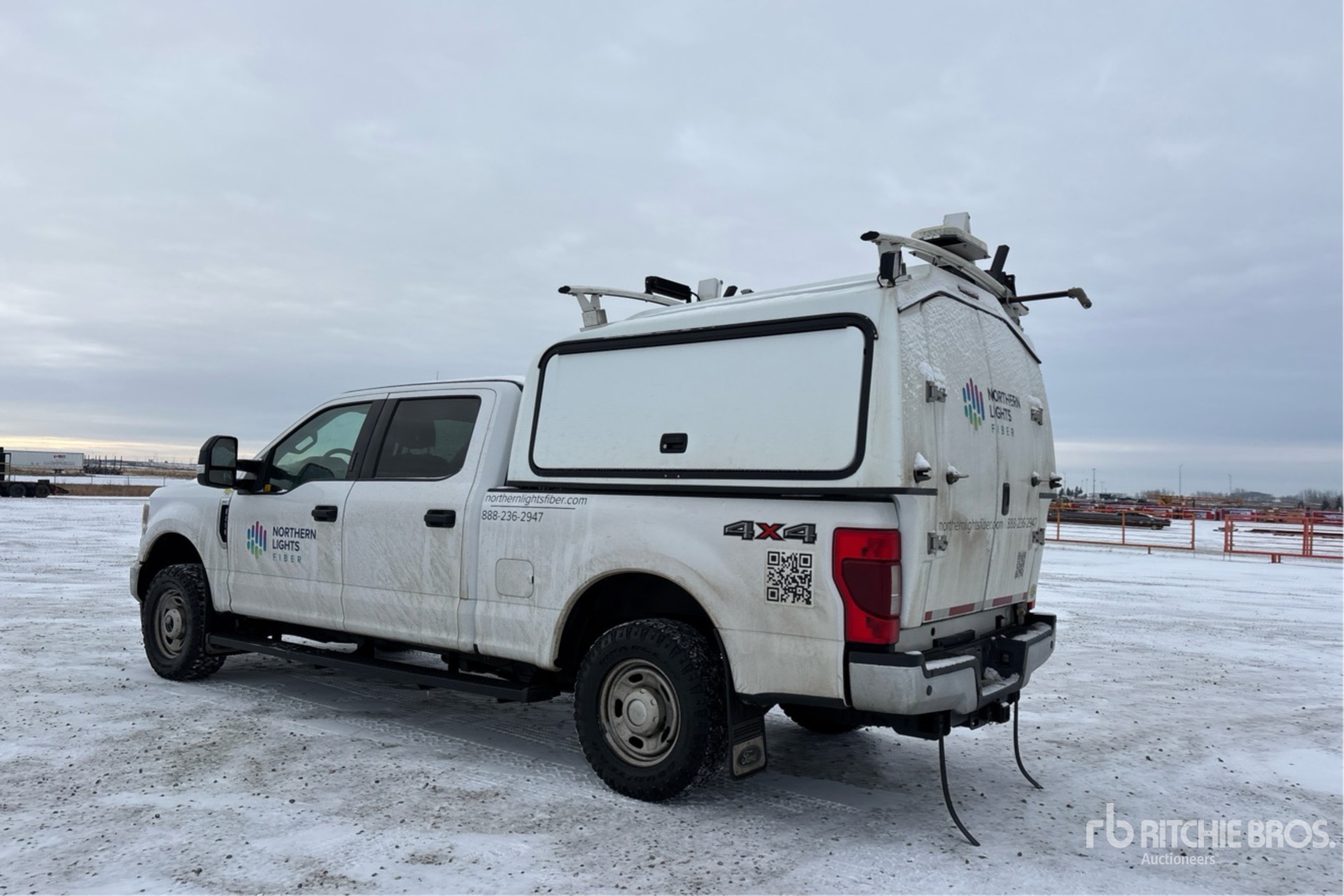 Aspect général with Image, coin arrière gauche