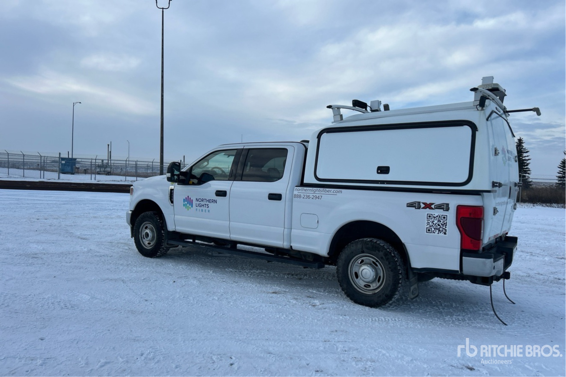 General Appearance with Imagen: esquina trasera izquierda