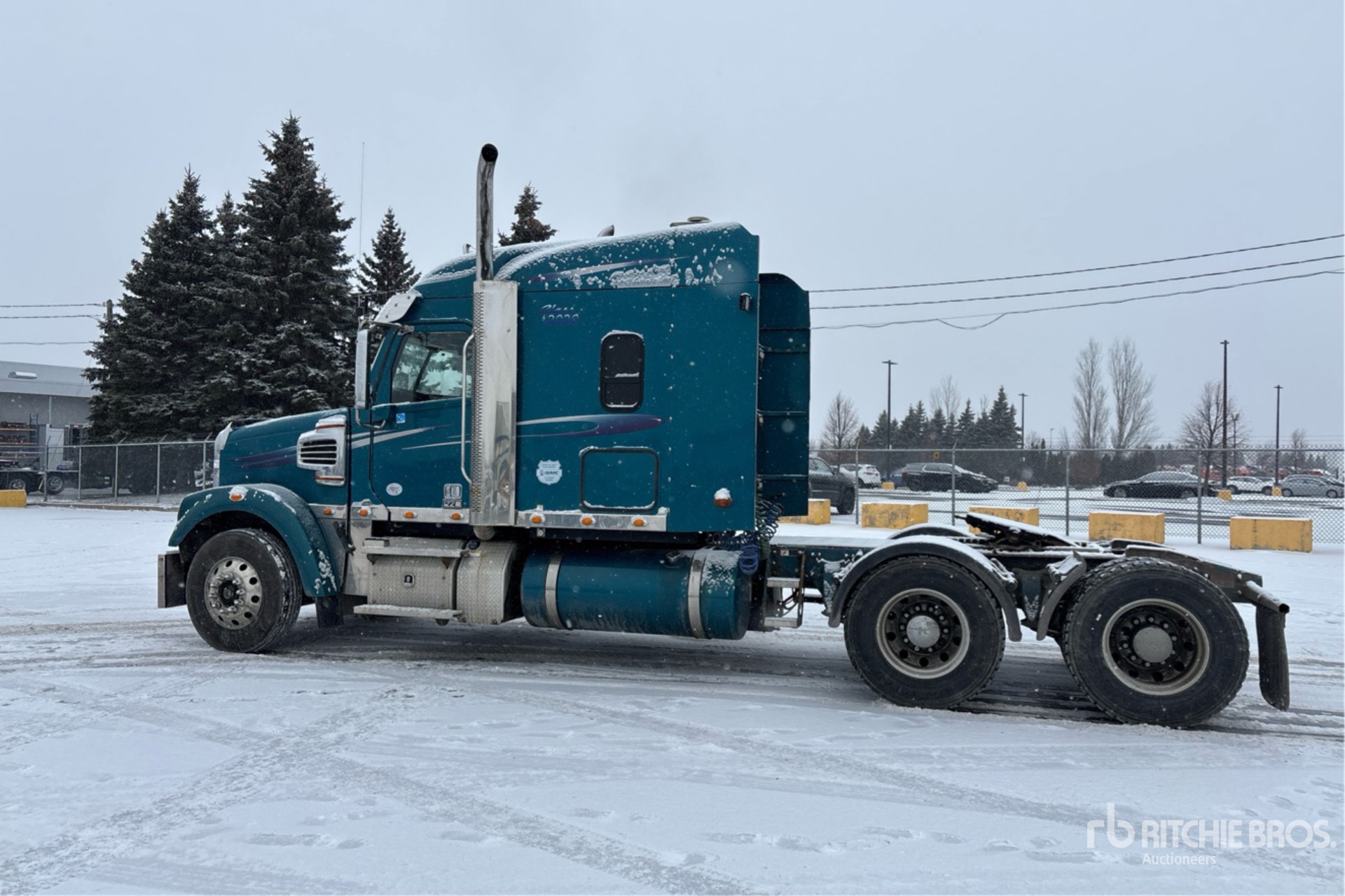Aspect général with Image, coin arrière gauche