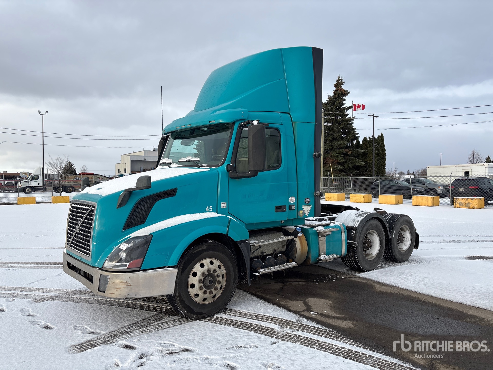 General Appearance with Picture, Left Front Corner