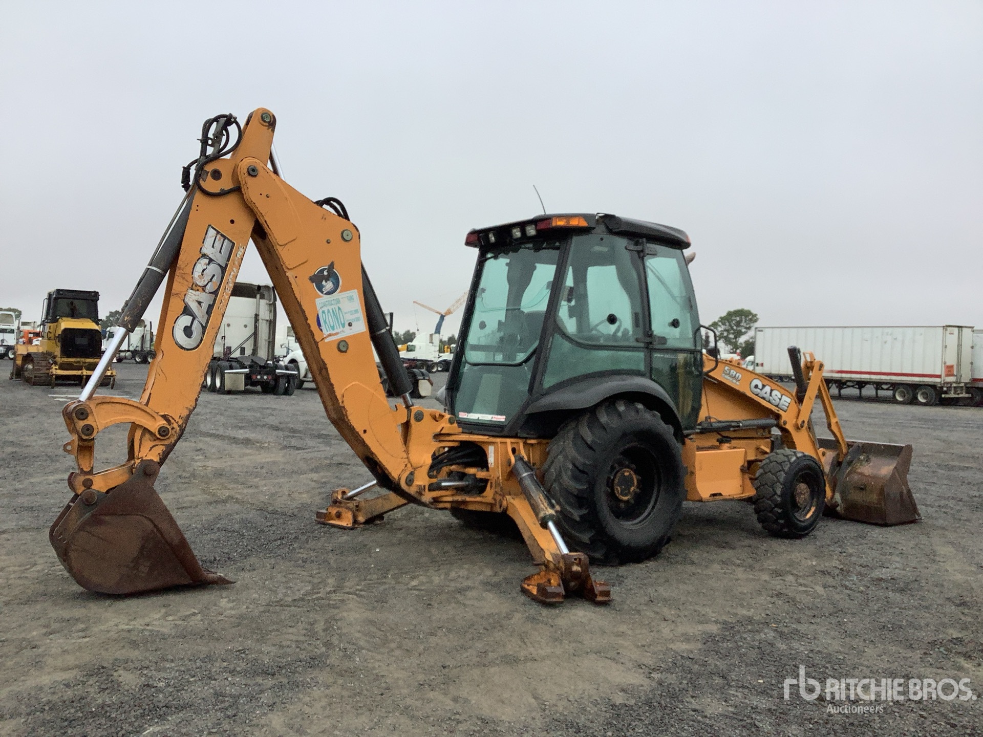 General Appearance with Picture, Right Rear Corner