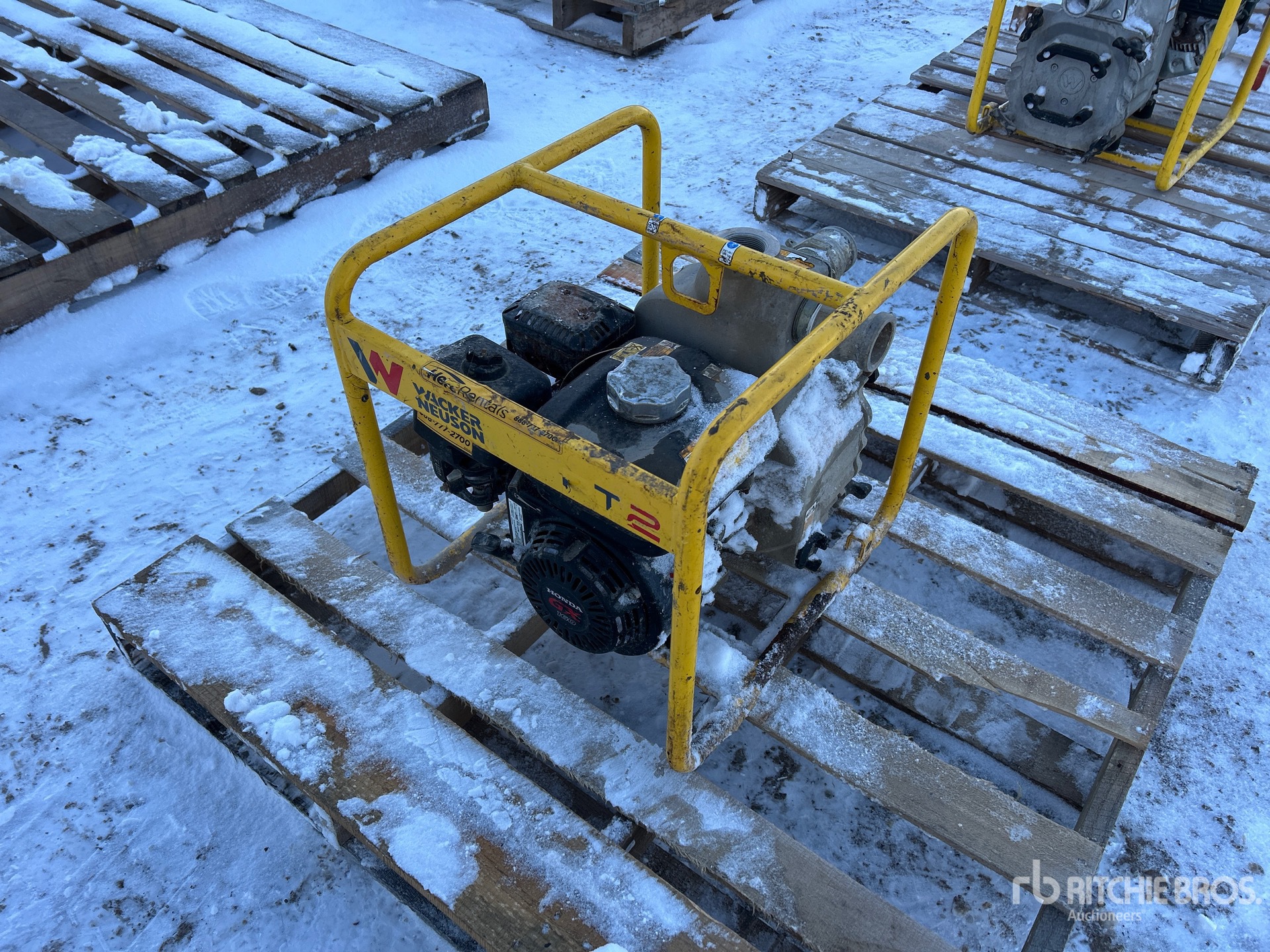 General Appearance with Bild, Ecke hinten rechts