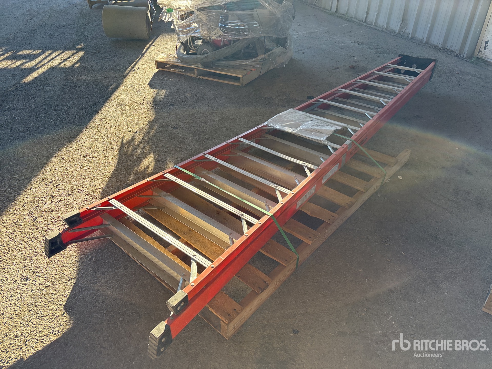 General Appearance with Imagen: esquina trasera izquierda