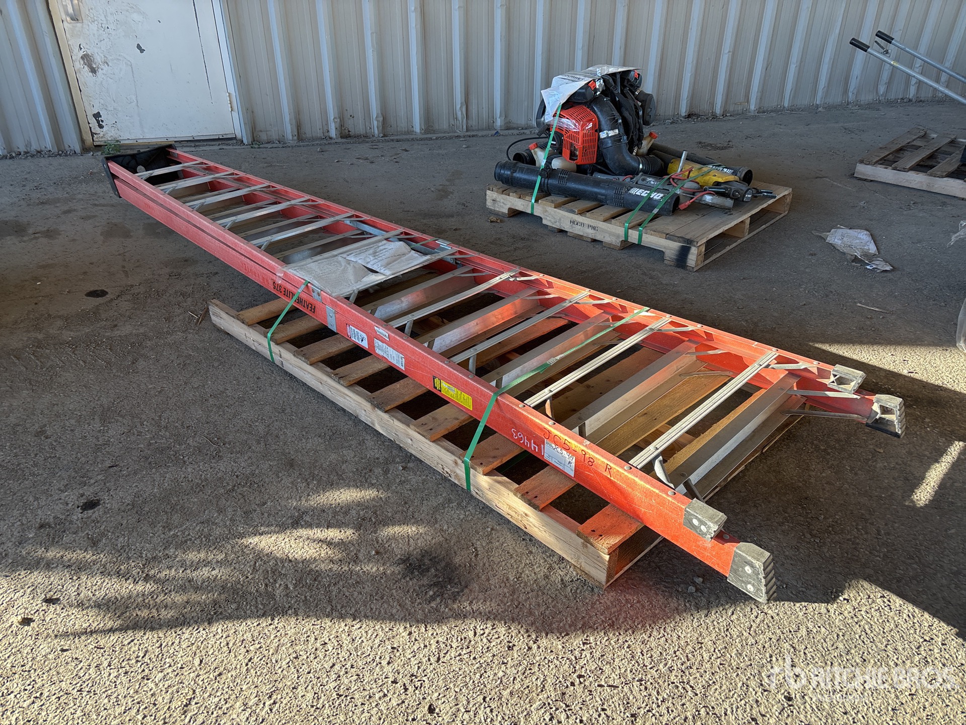 General Appearance with Imagen: esquina delantera izquierda