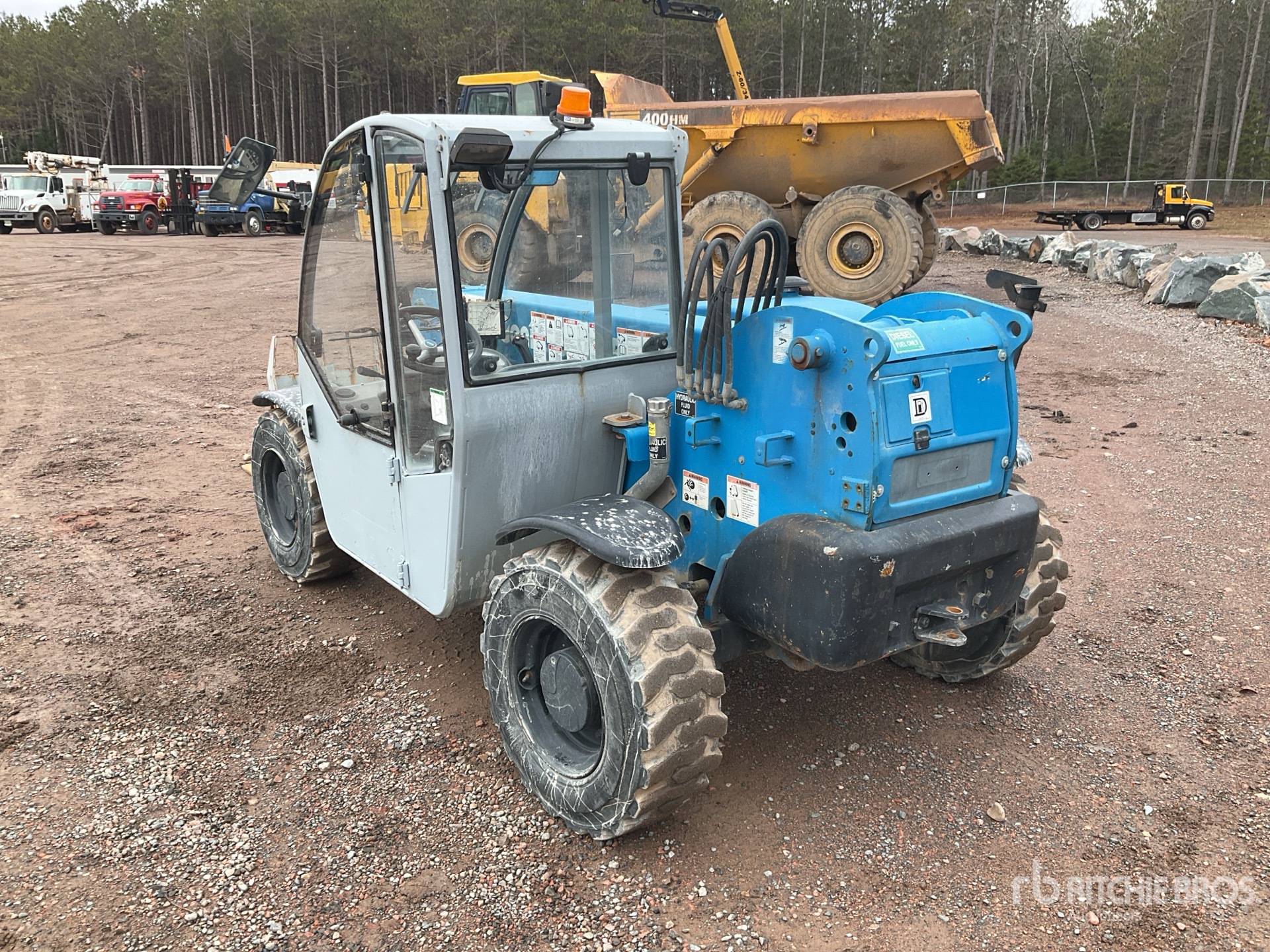 General Appearance with Bild, Ecke hinten links