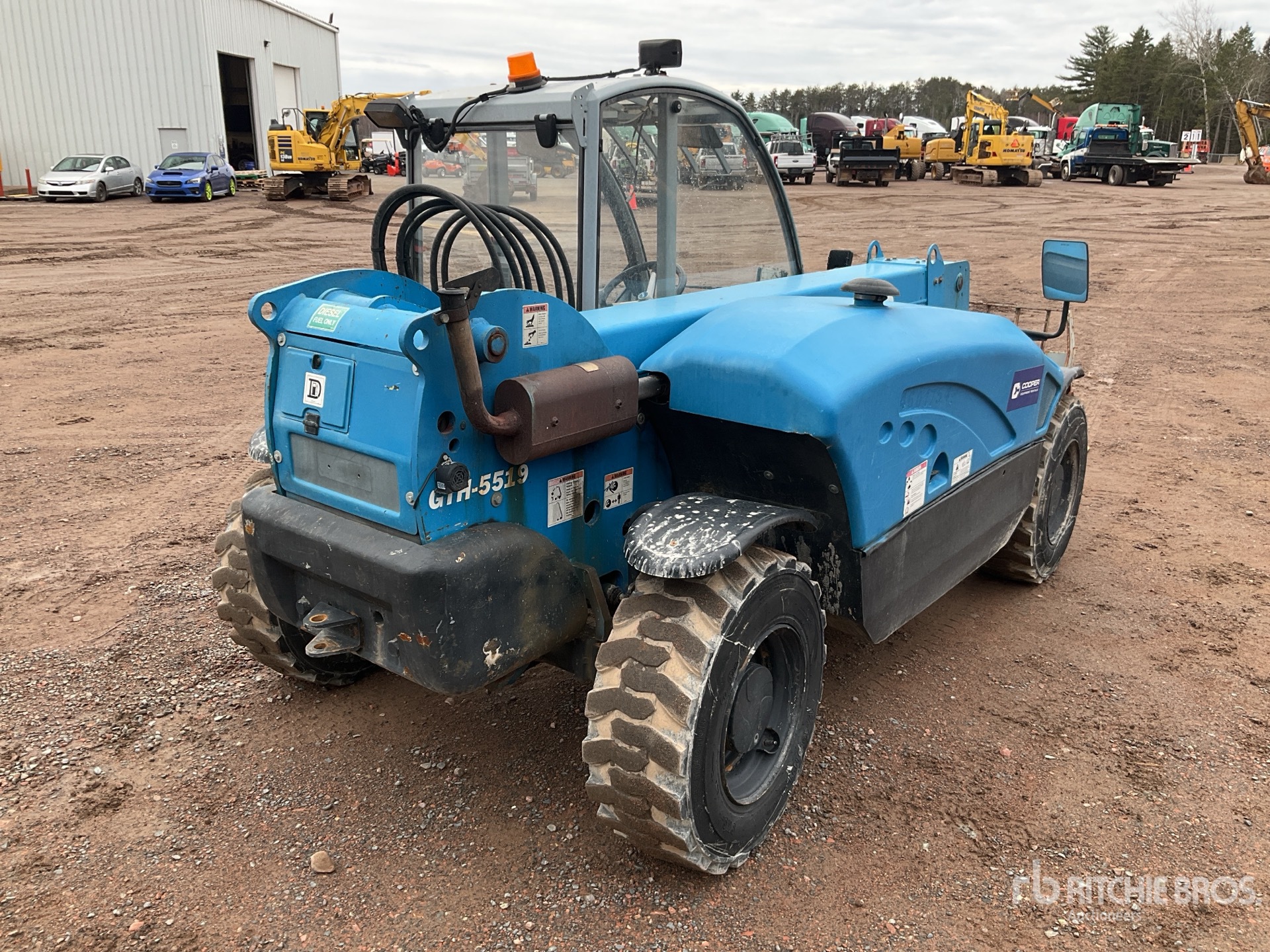 General Appearance with Bild, Ecke hinten rechts