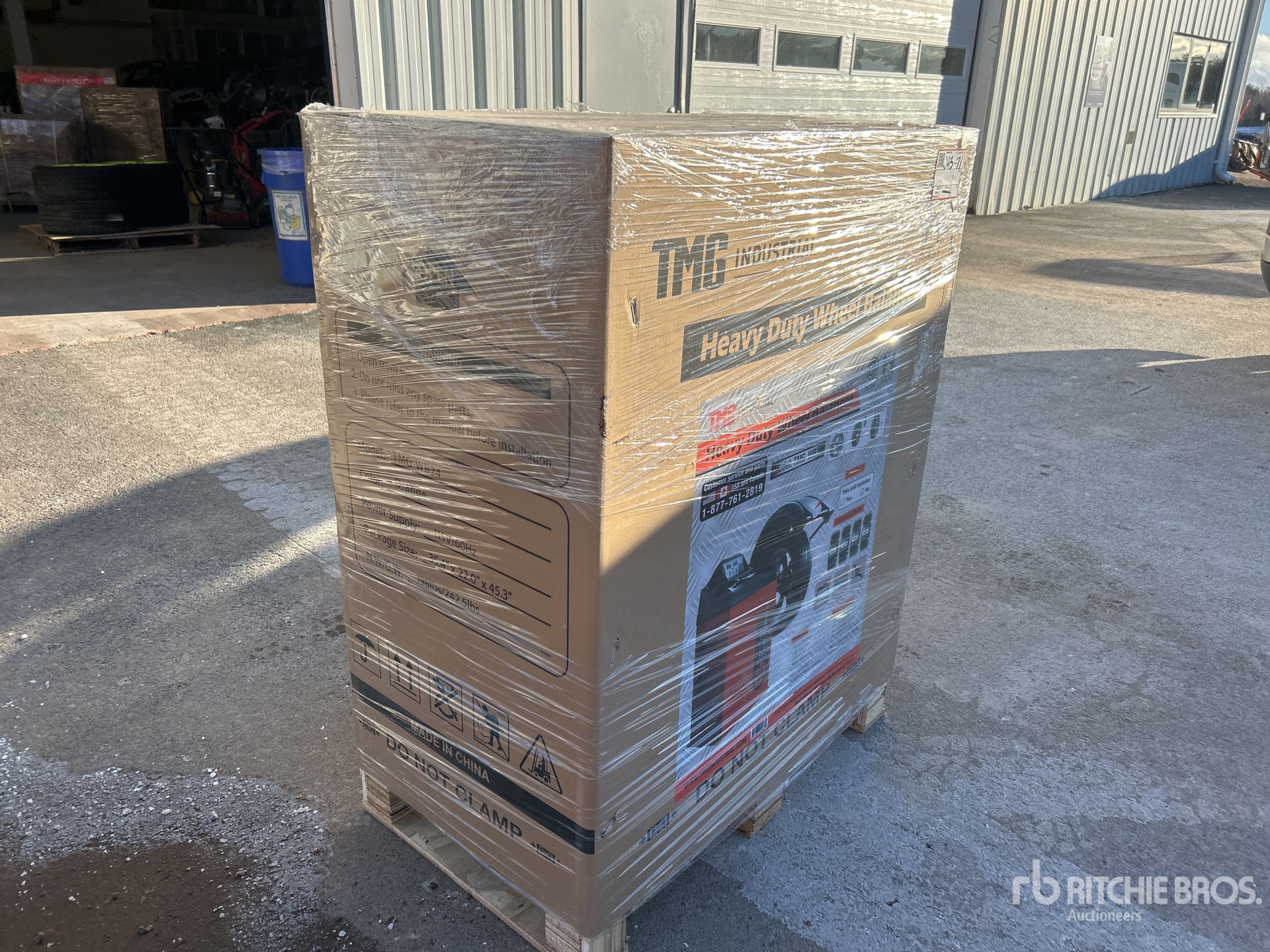 General Appearance with Picture, Right Front Corner