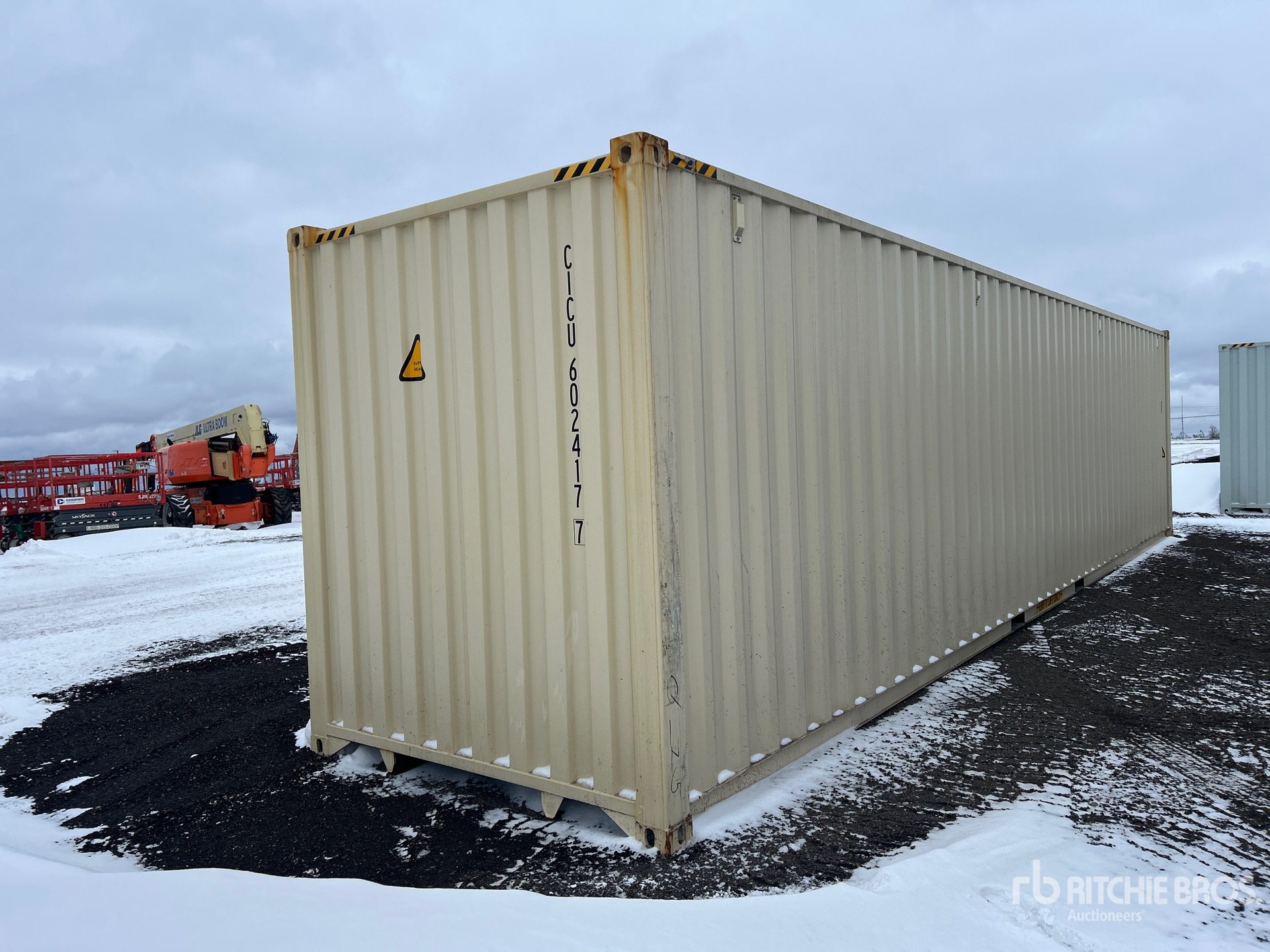 Aspect général with Image, coin arrière droit