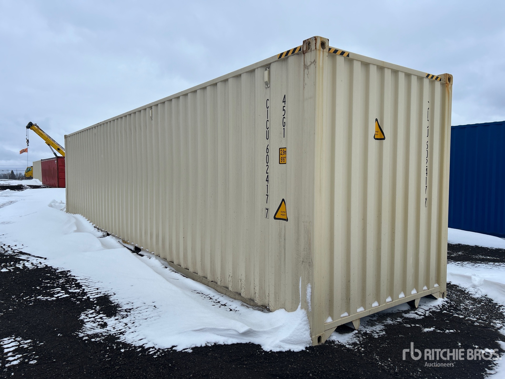 Aspect général with Image, coin arrière gauche