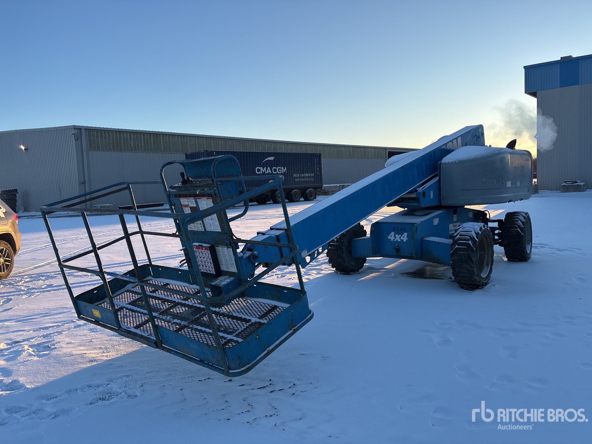 General Appearance with Bild, Ecke vorne links