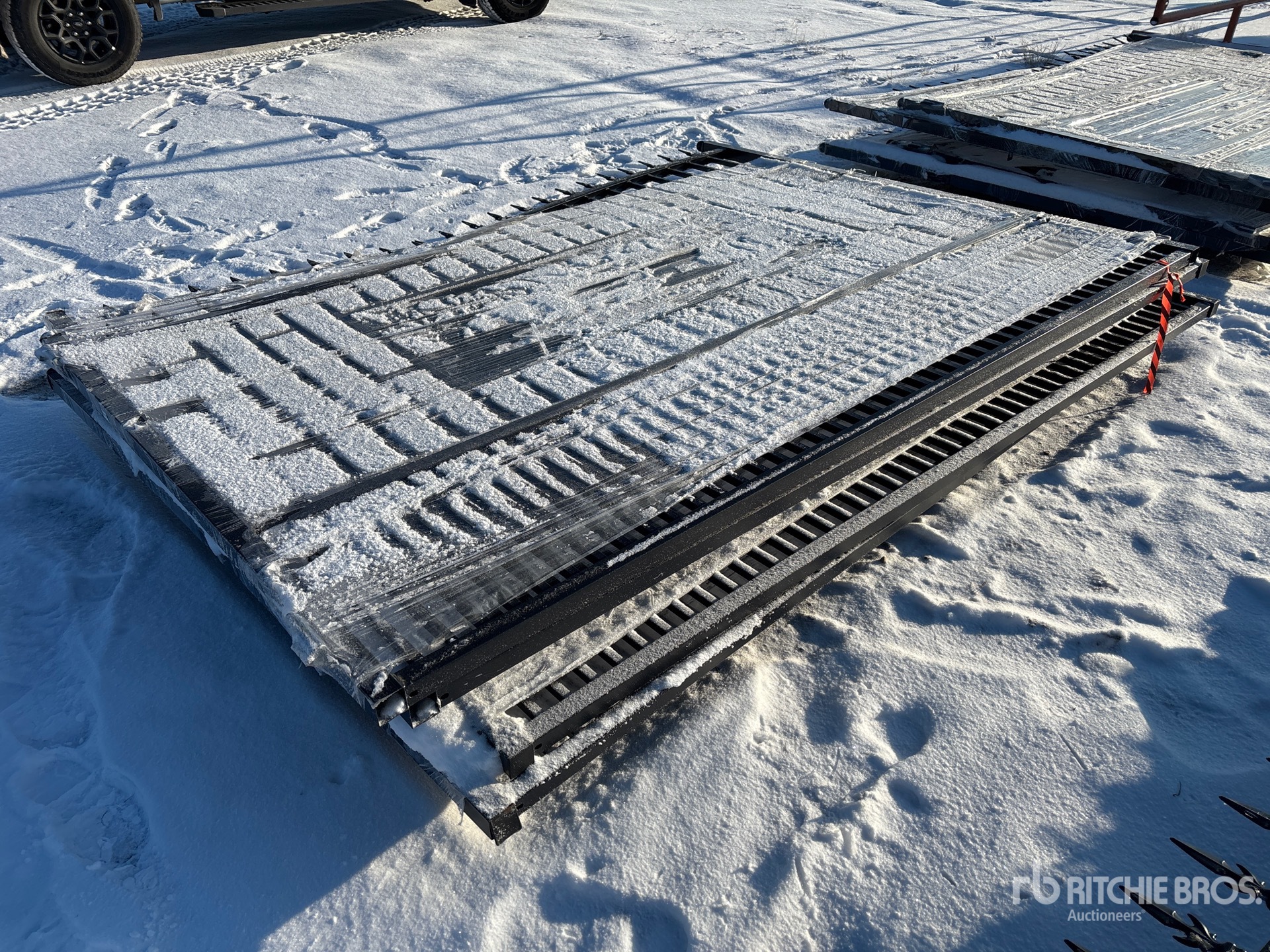 General Appearance with Foto, angolo anteriore destro