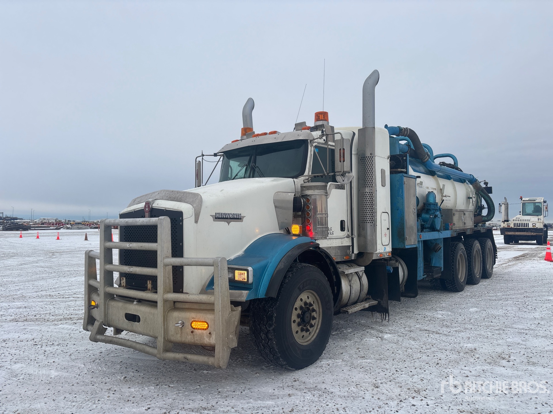 General Appearance with Featured Photo