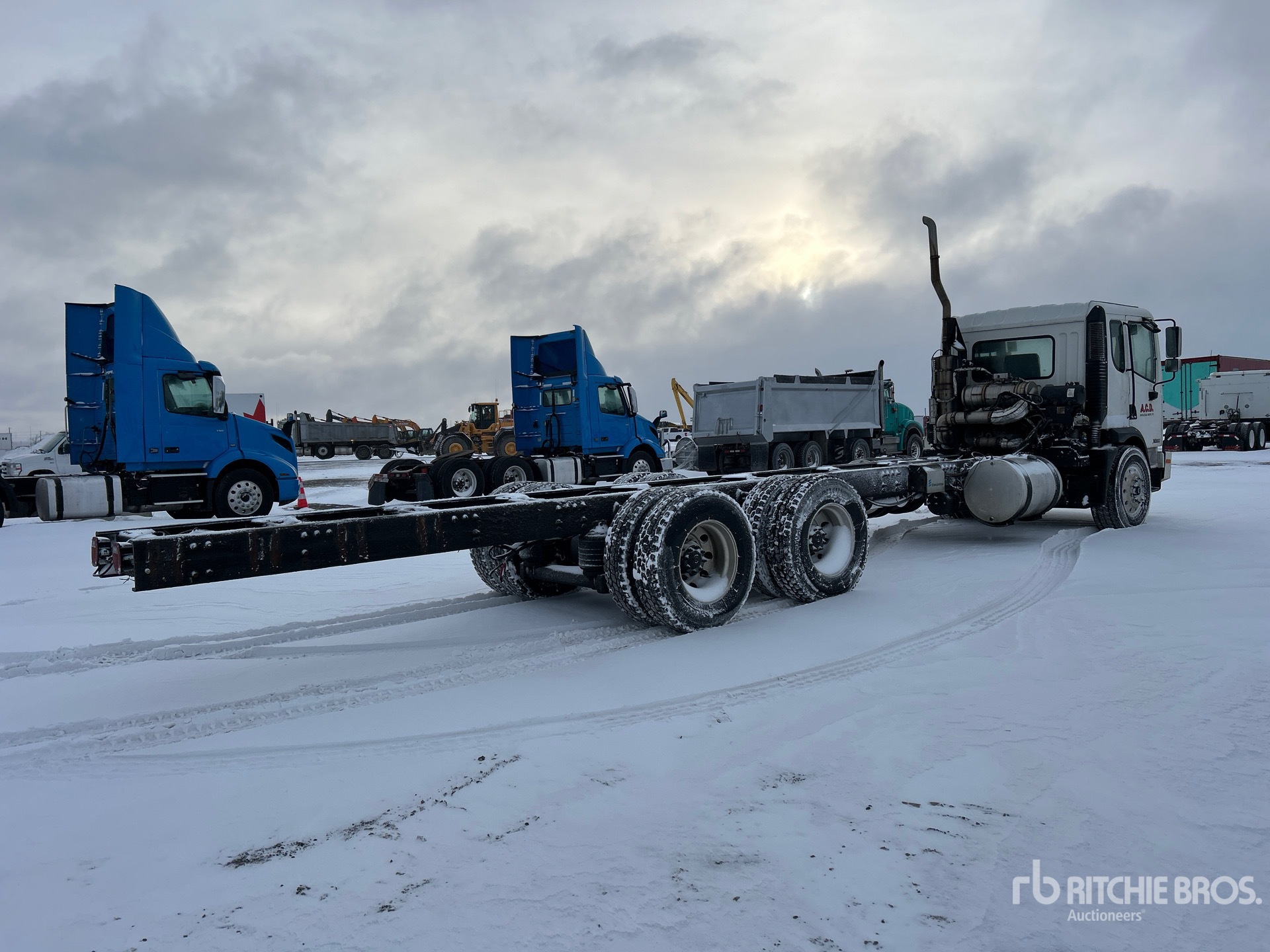 General Appearance with Bild, Ecke hinten rechts