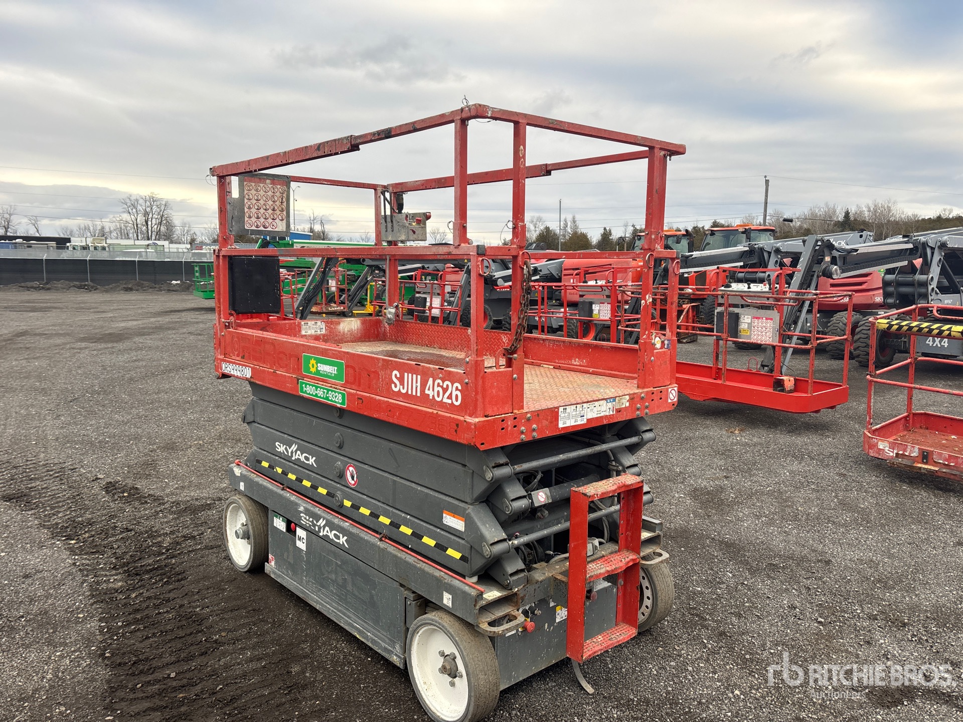 General Appearance with Imagen: esquina delantera derecha