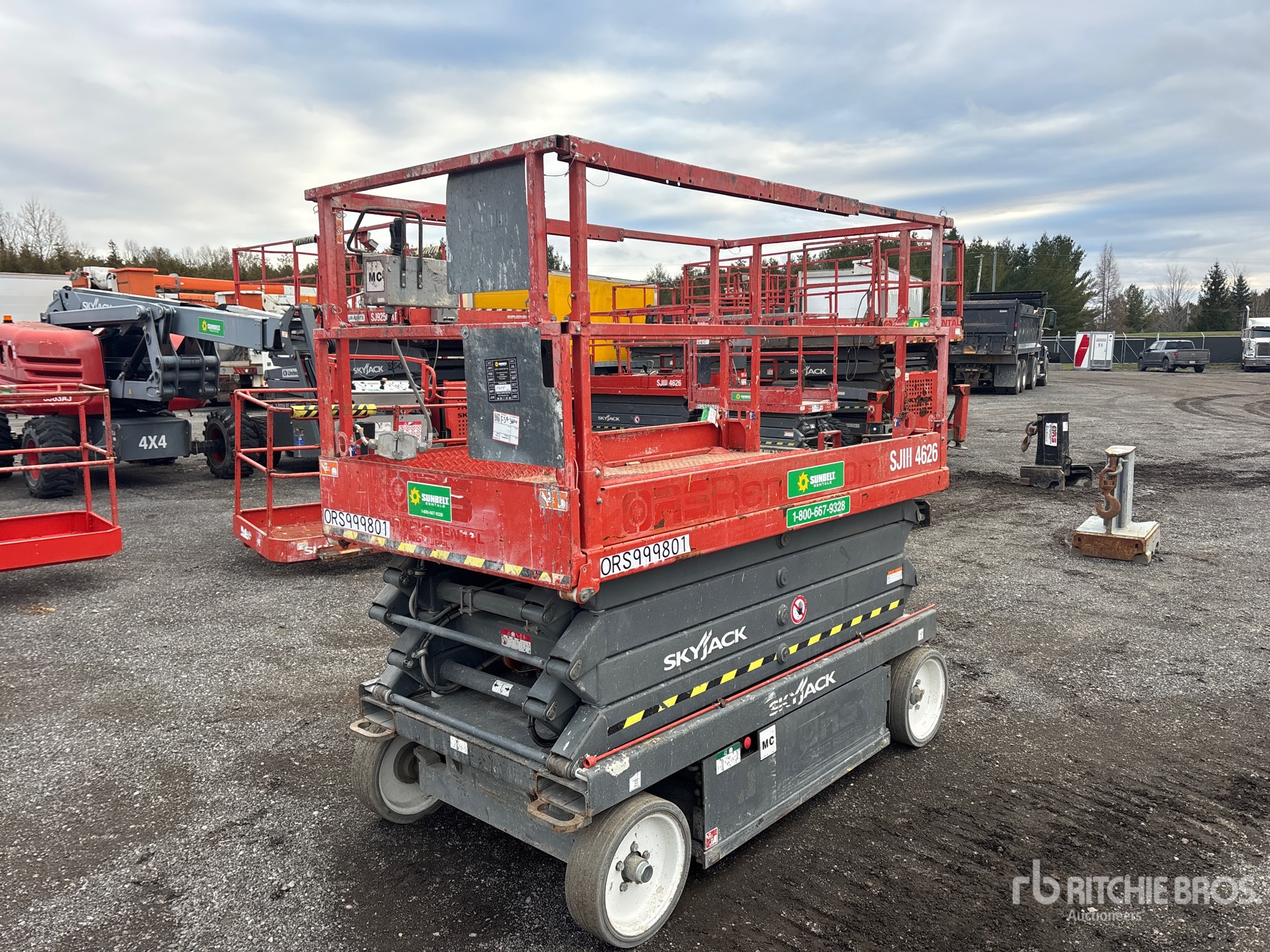 General Appearance with Imagen: esquina trasera derecha