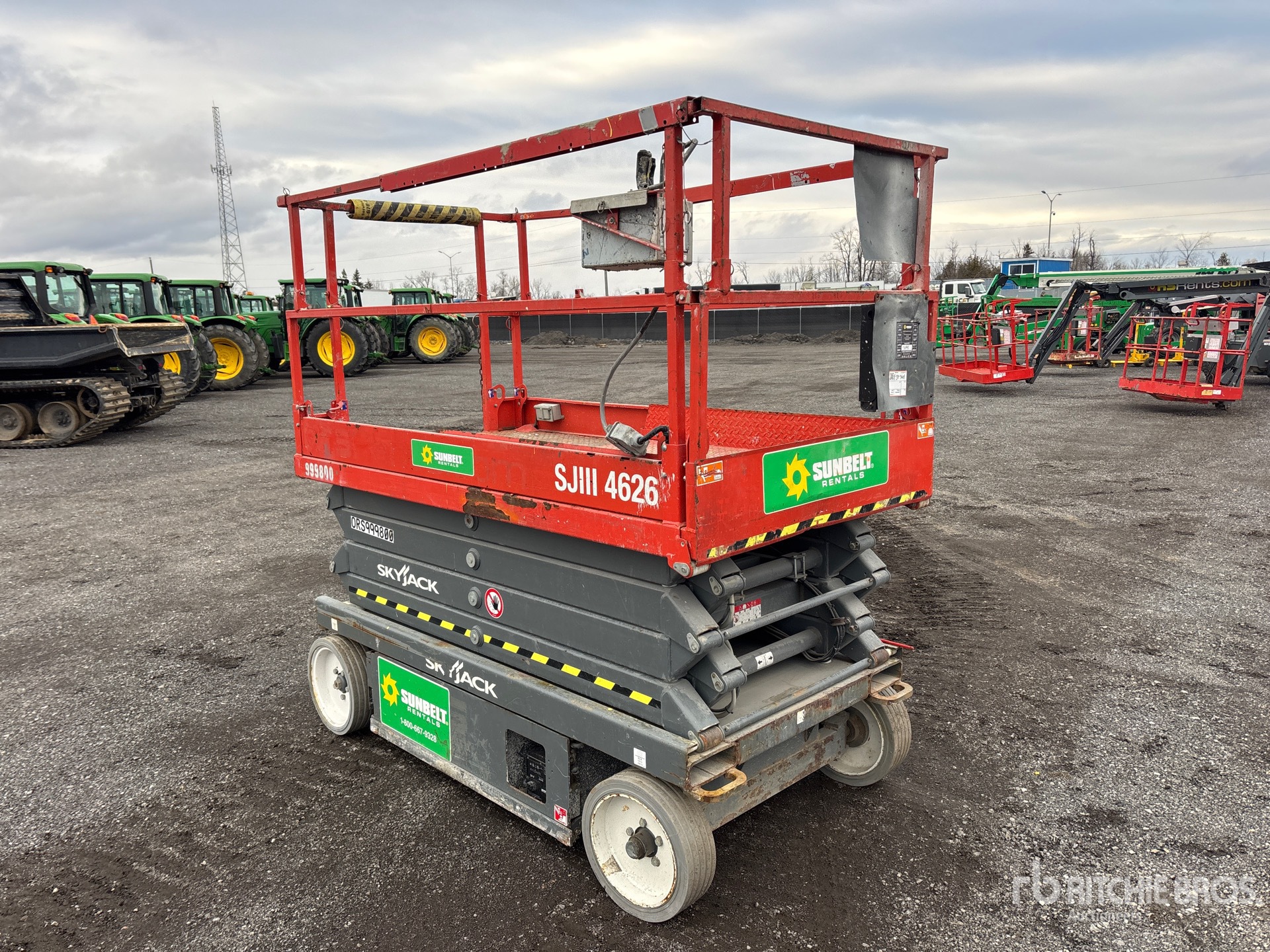 General Appearance with Imagen: esquina trasera izquierda