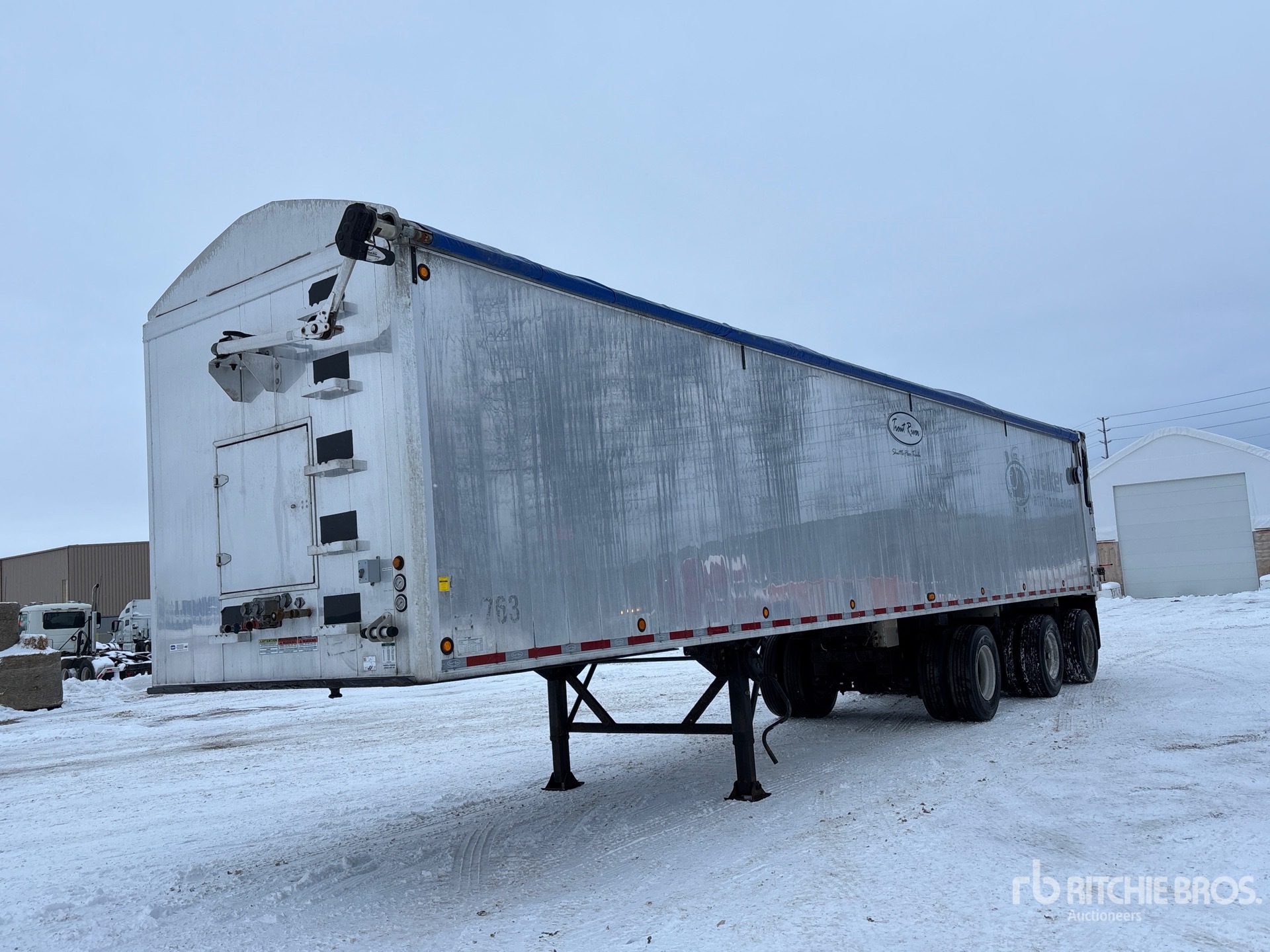 General Appearance with Foto, angolo anteriore sinistro