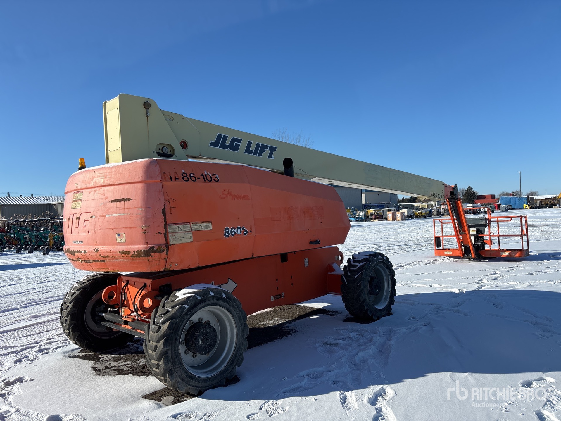 Aspect général with Image, coin arrière droit