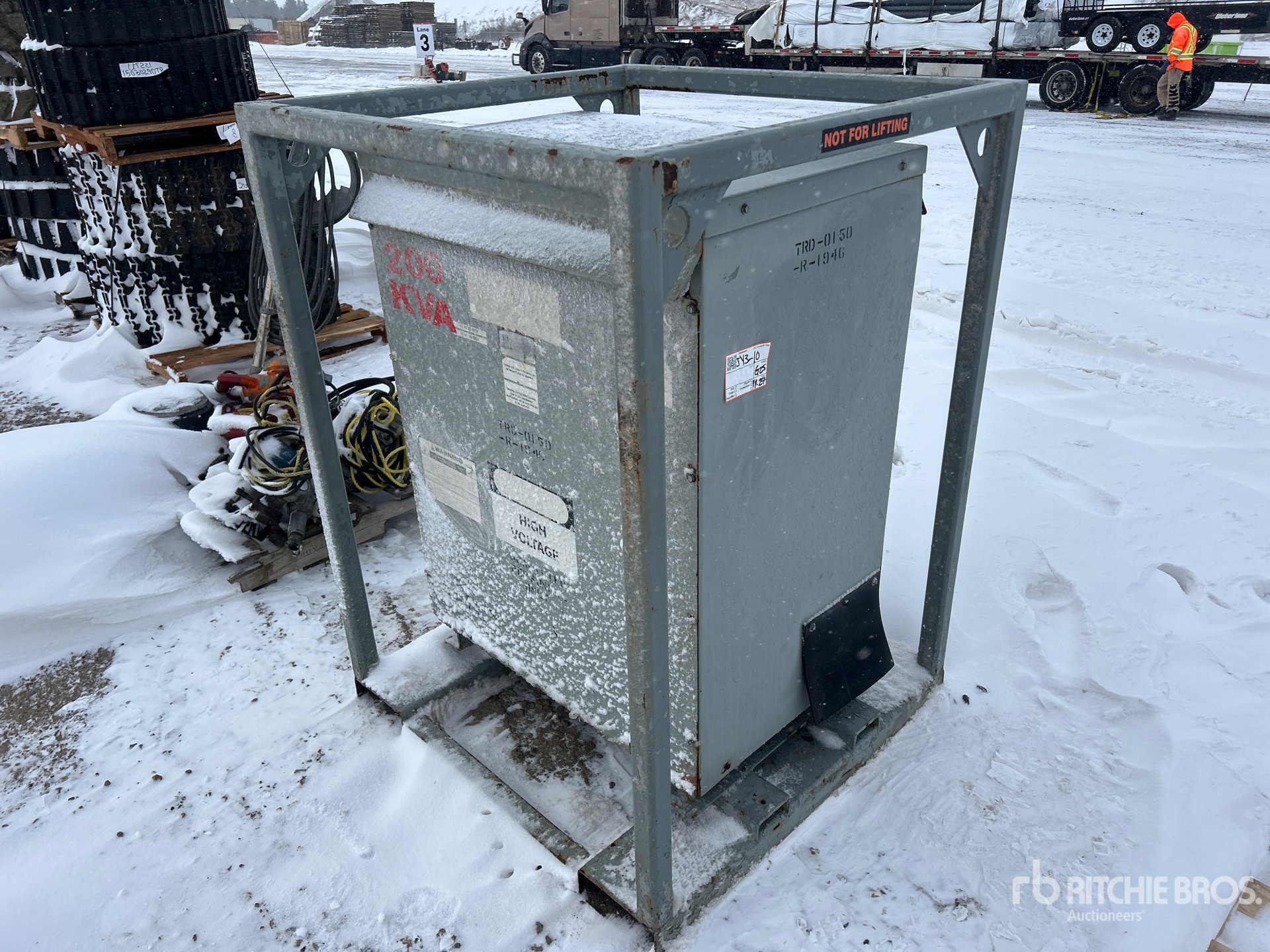 General Appearance with Bild, Ecke vorne links