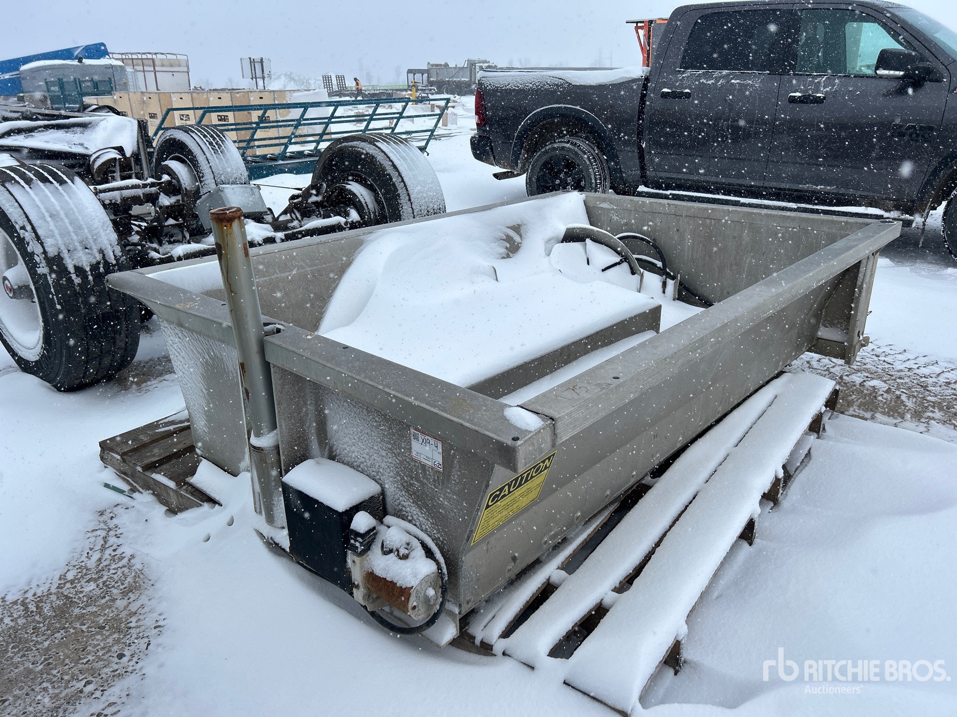 General Appearance with Image, coin avant gauche