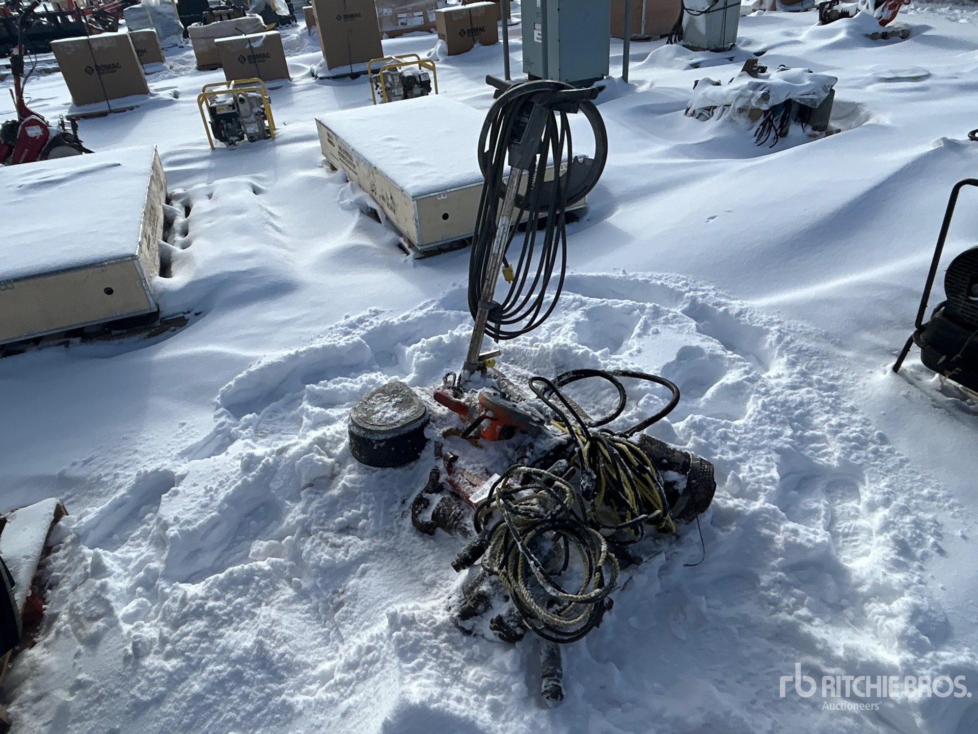 General Appearance with Foto, angolo anteriore sinistro