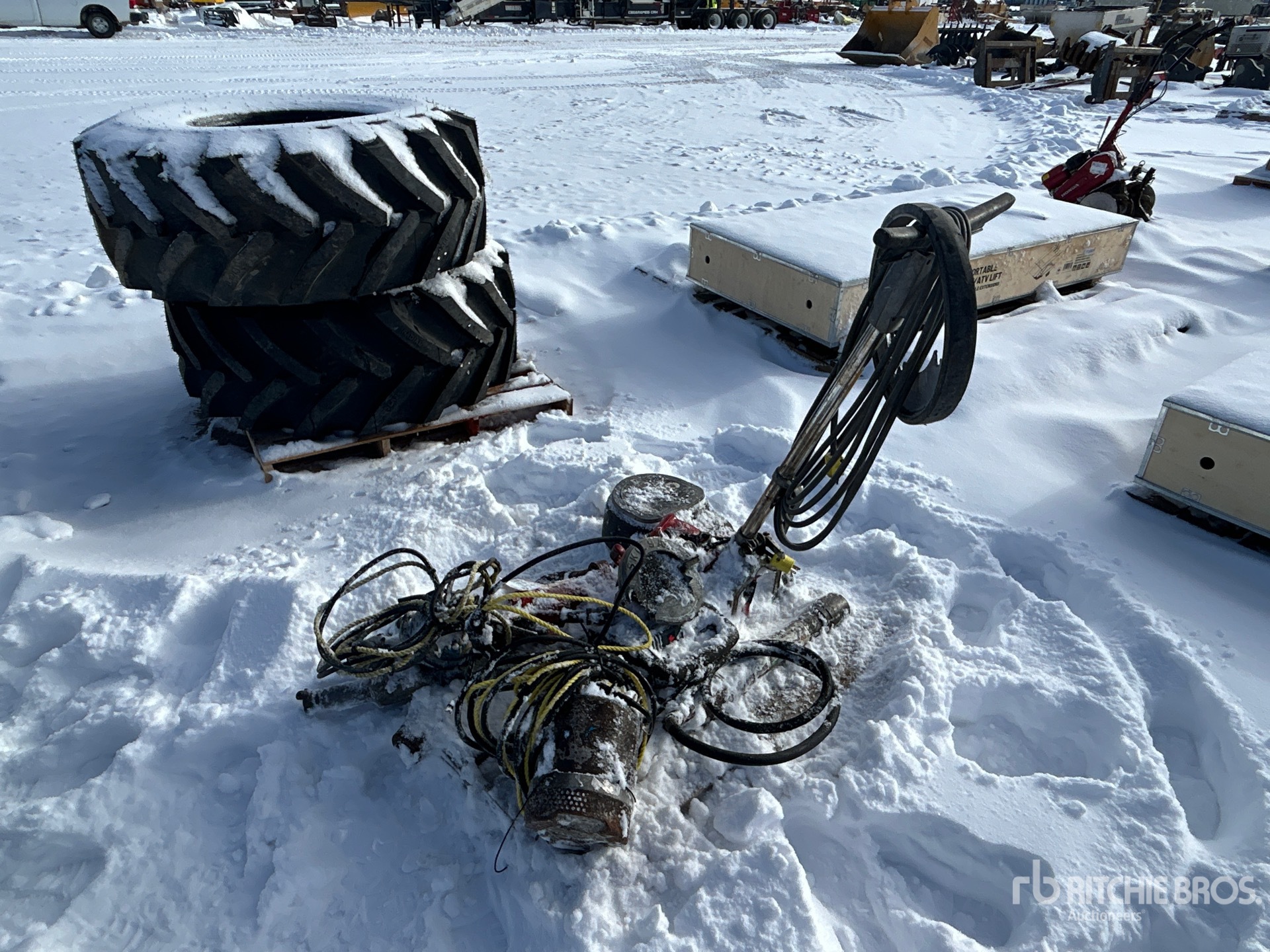 General Appearance with Foto, angolo posteriore sinistro