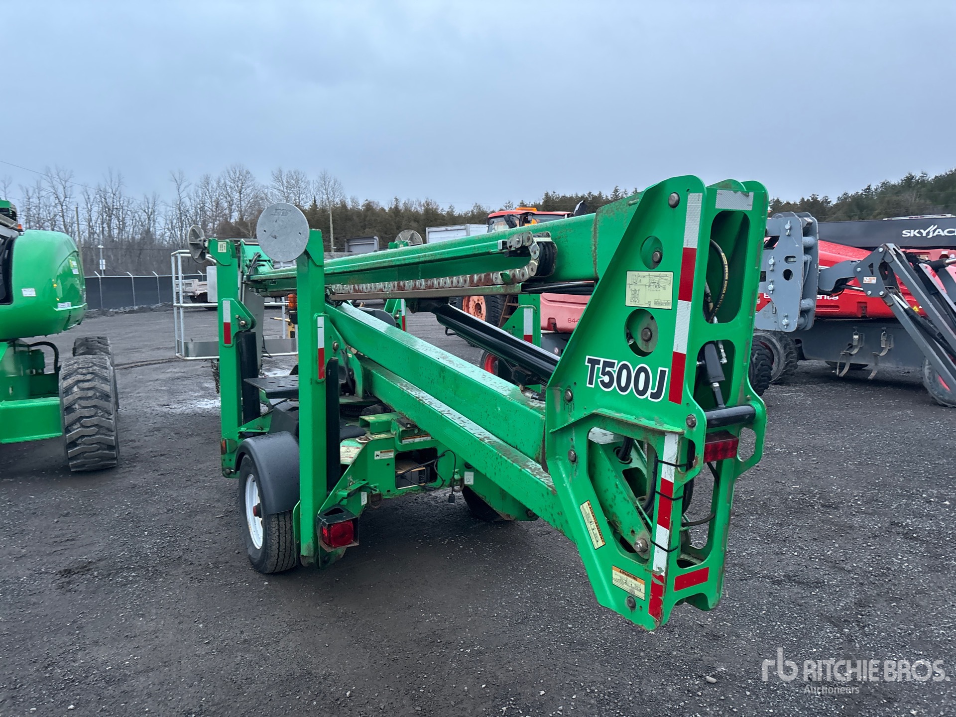 General Appearance with Picture, Left Rear Corner