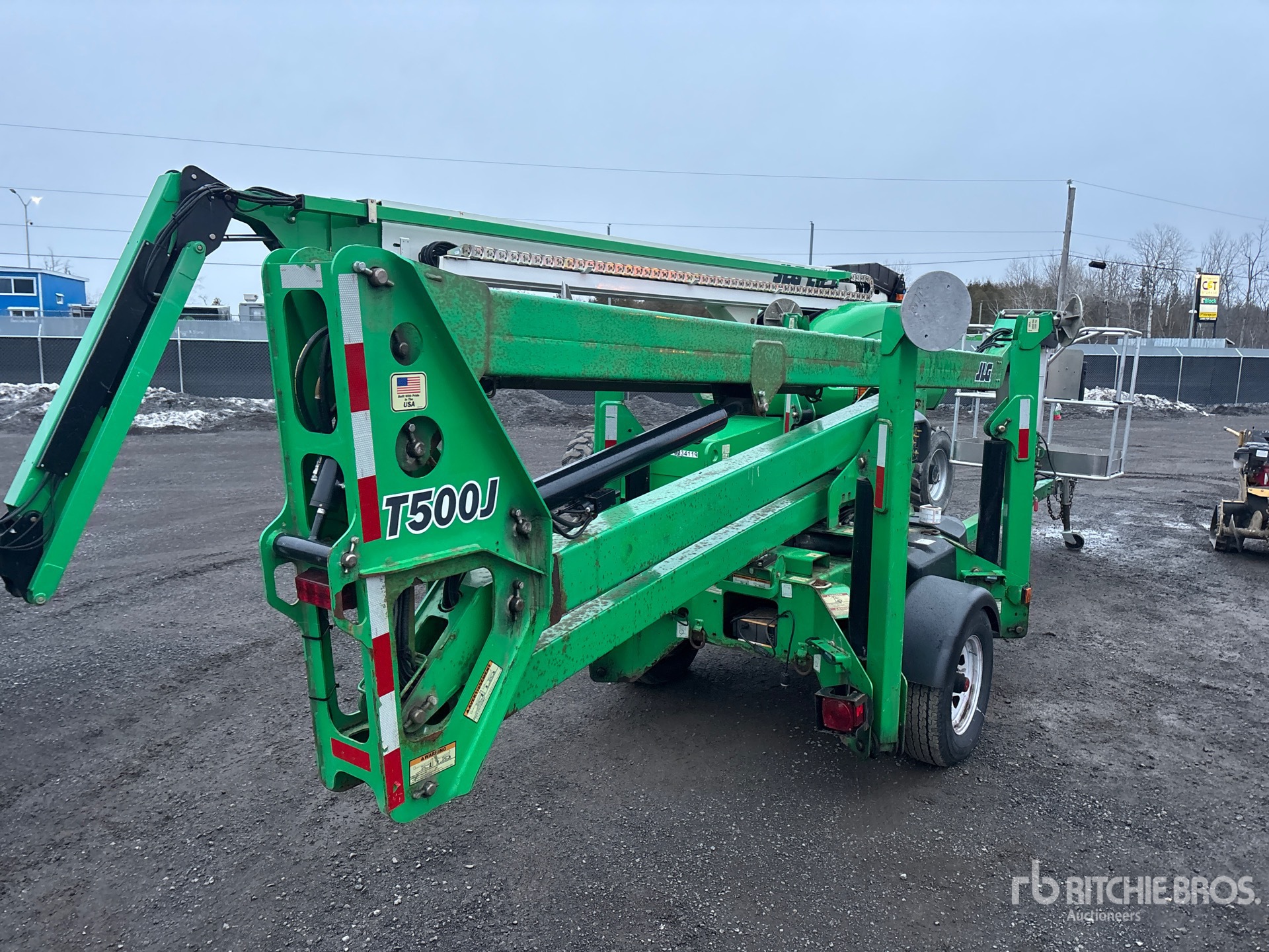 General Appearance with Picture, Right Rear Corner