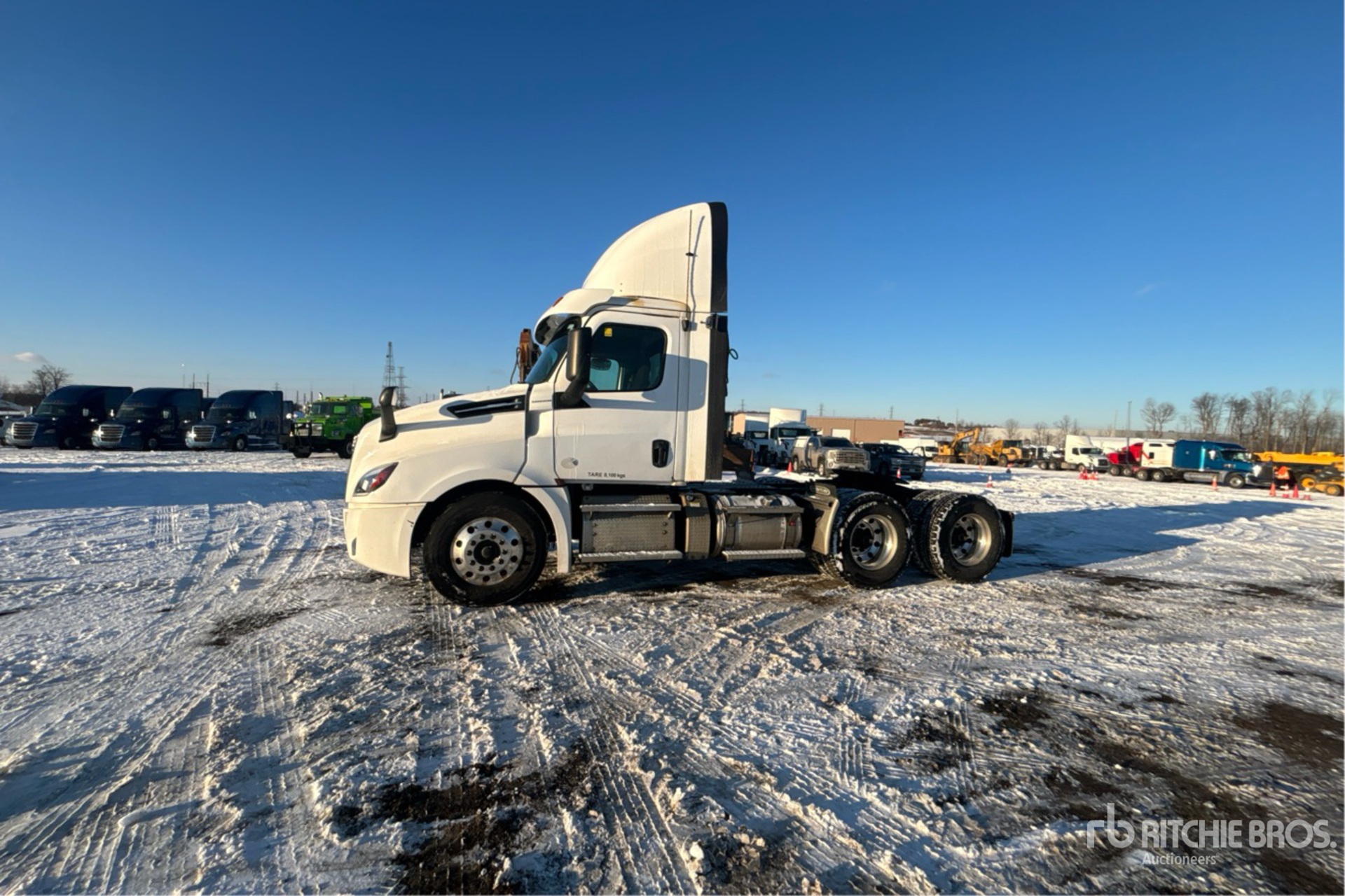 General Appearance with Picture, Left Front Corner