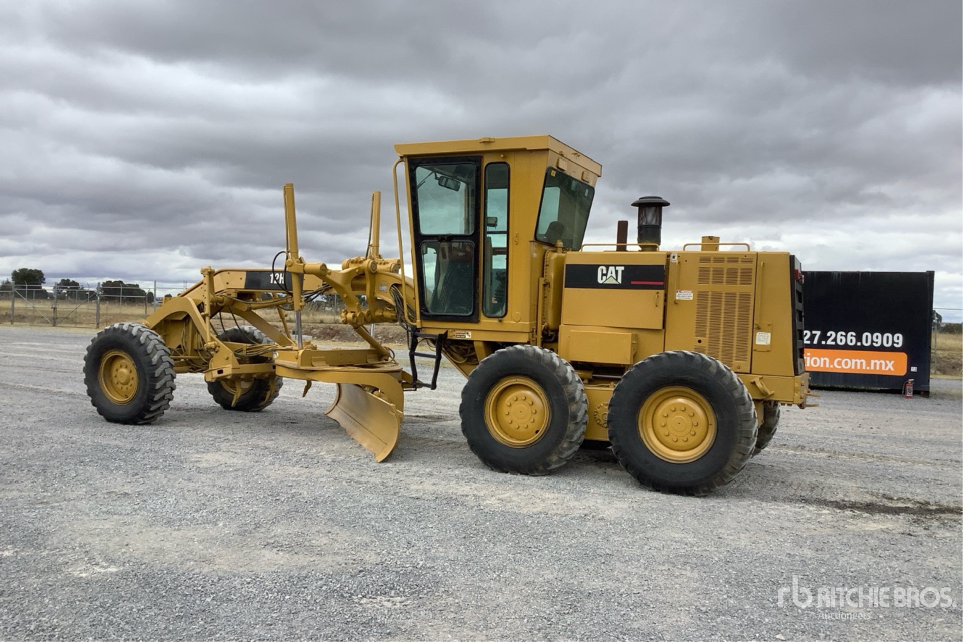 General Appearance with Imagen: esquina trasera izquierda