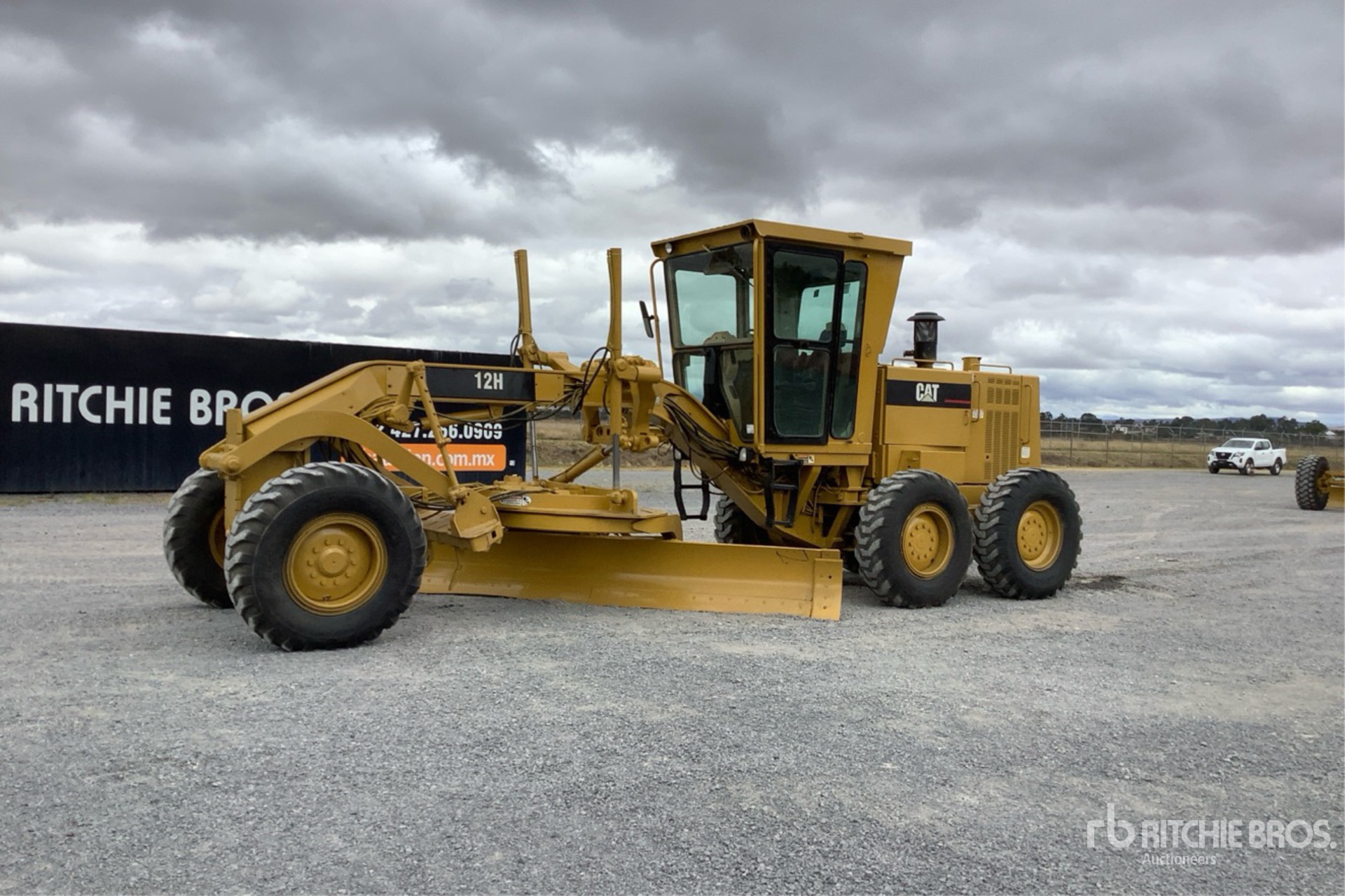 General Appearance with Imagen: esquina delantera izquierda