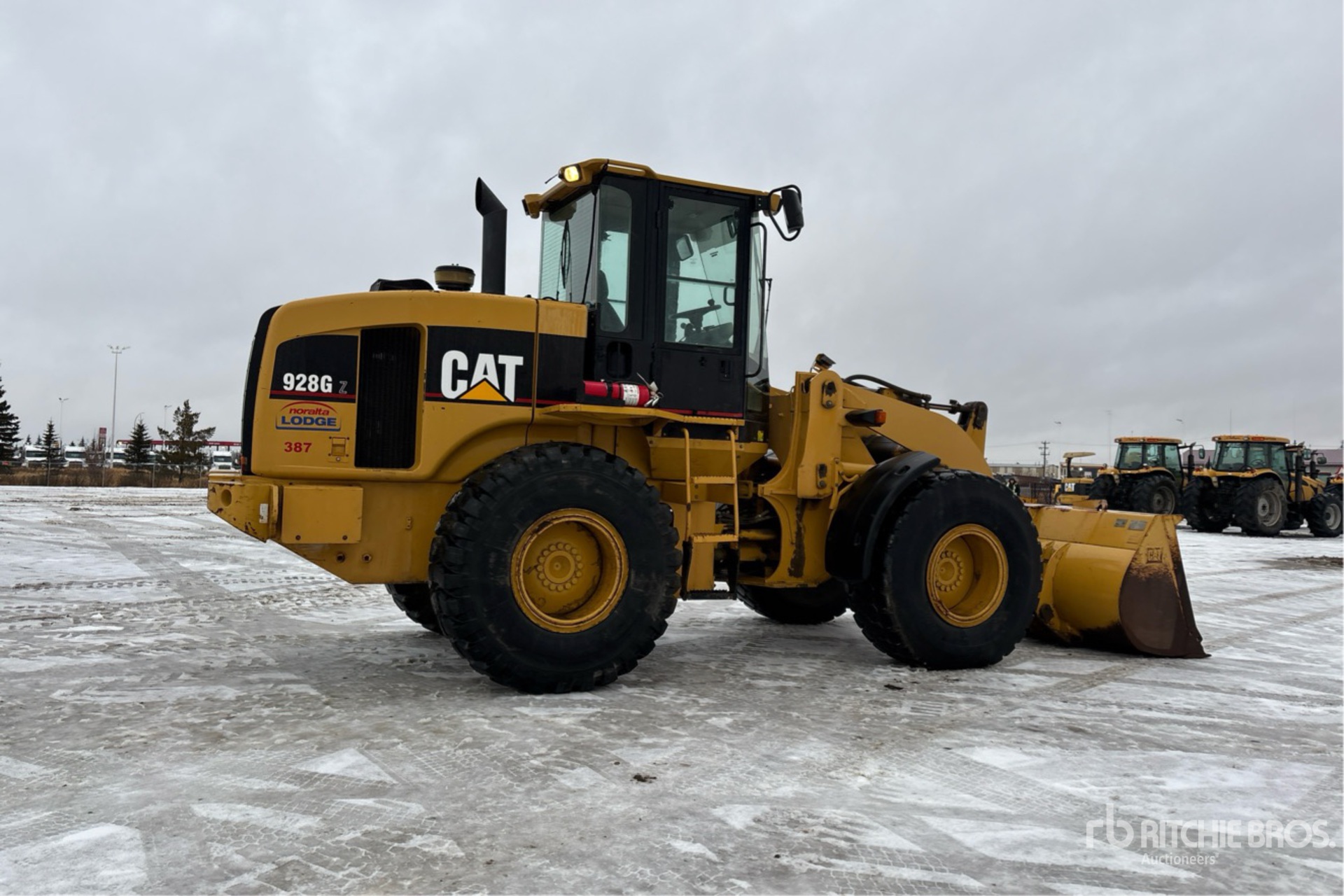 General Appearance with Picture, Right Rear Corner