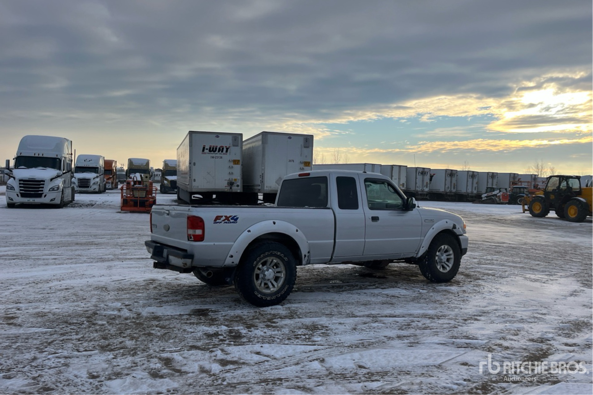 General Appearance with Imagen: esquina trasera derecha